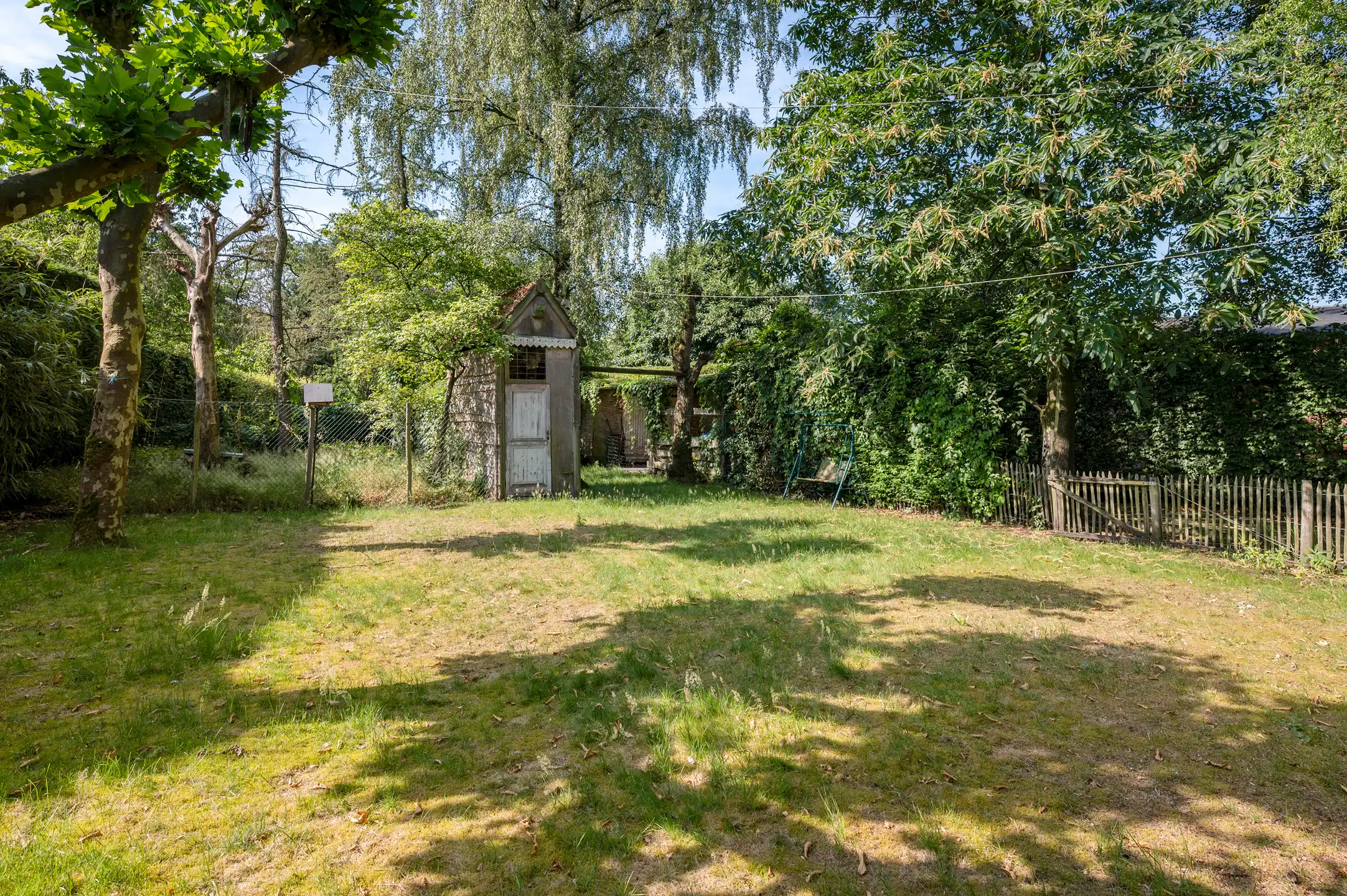 Karaktervolle woning op een toplocatie met diepe tuin en garage in een doodlopende straat nabij het centrum van Heide foto 3