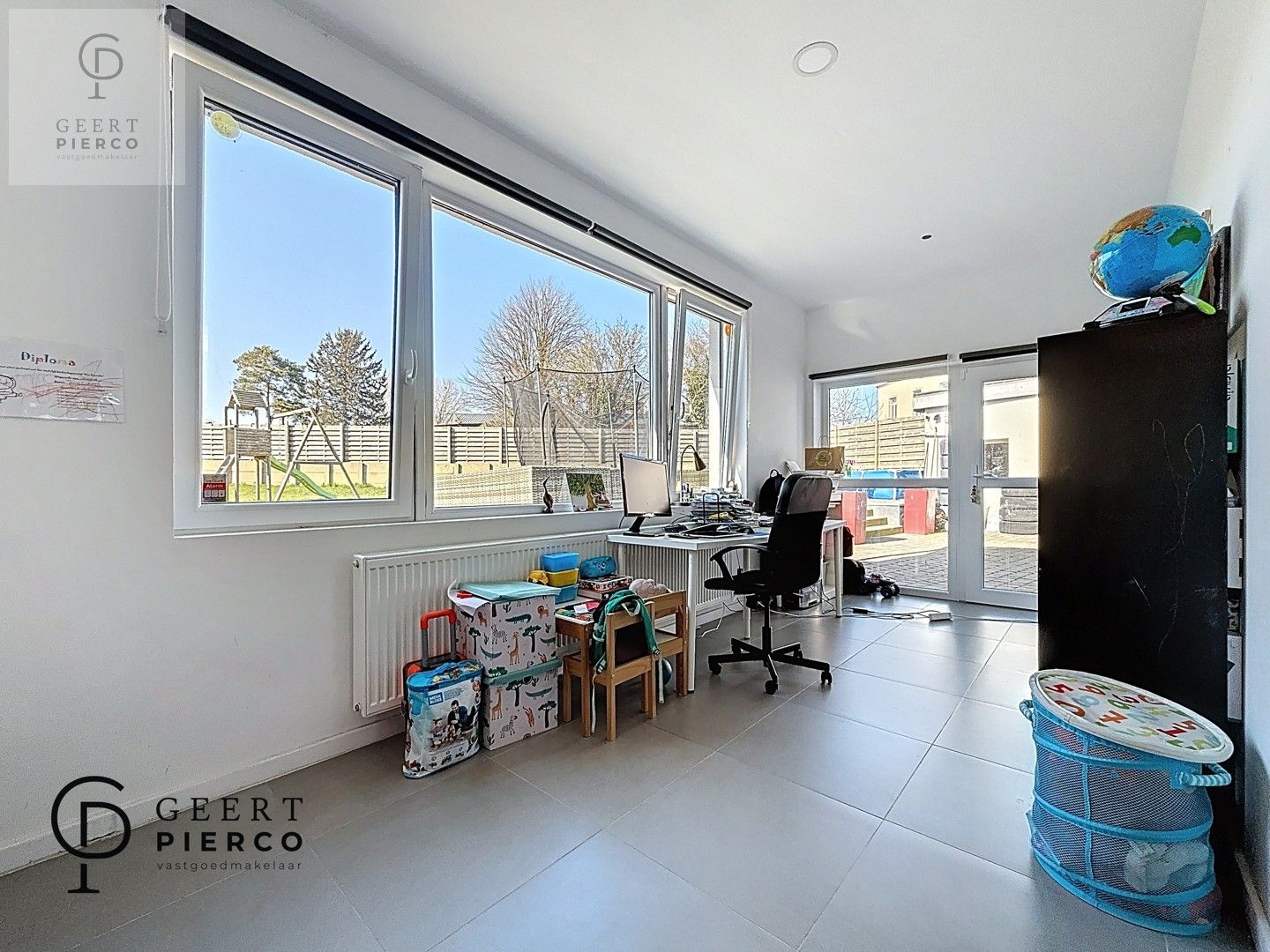 Knappe gezinswoning te Landen foto 10
