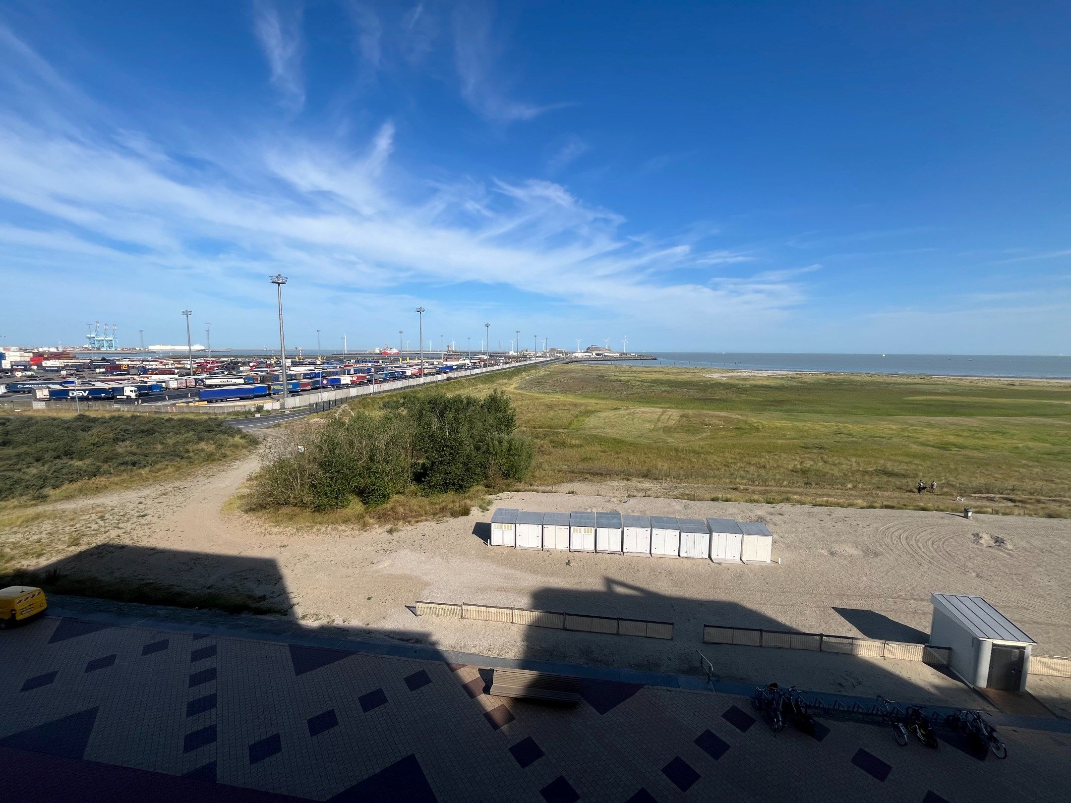 UNIEK GELEGEN 3 slaapkamer appartement met FRONTAAL ZEEZICHT foto 8