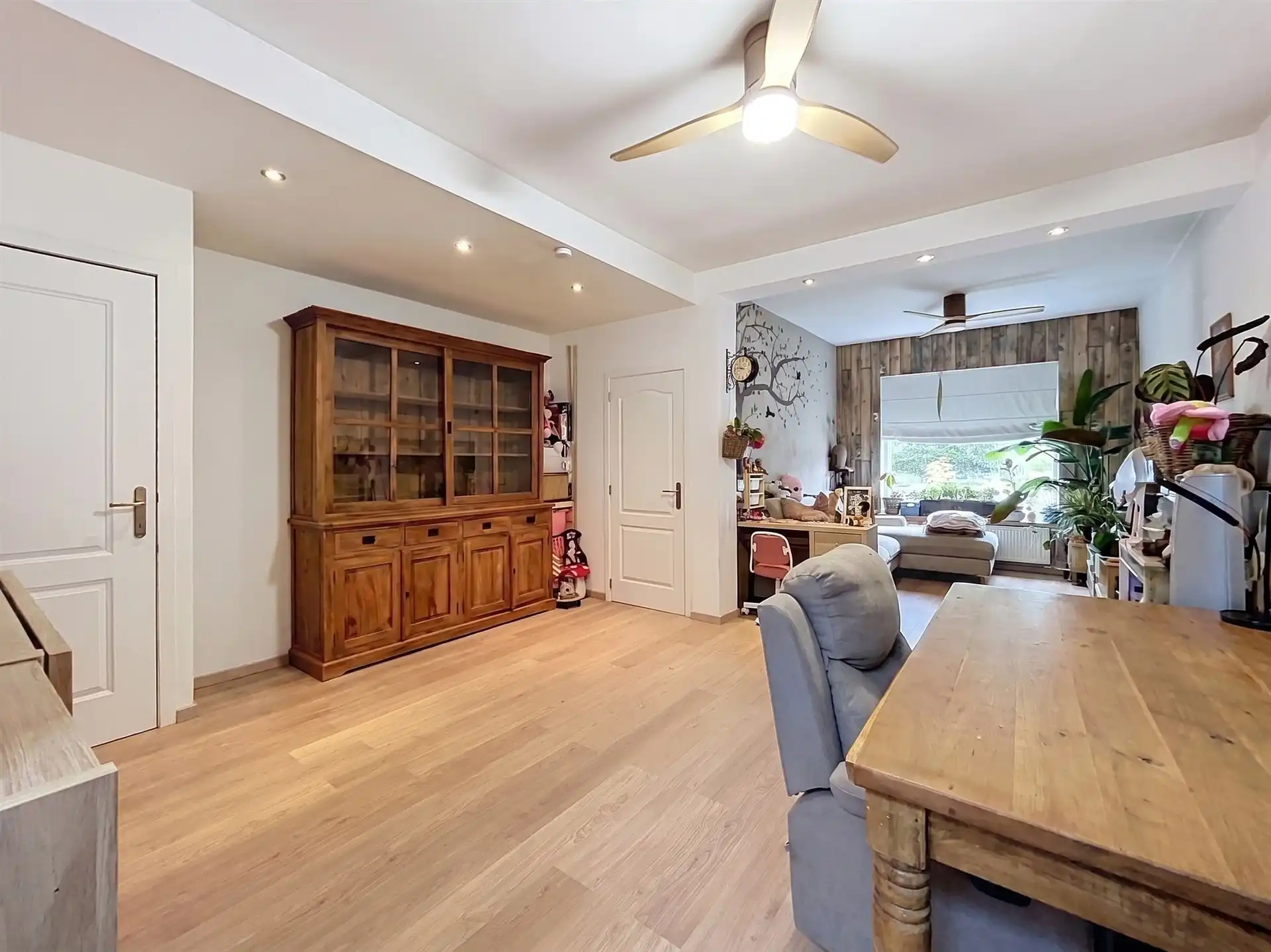 Instapklare gezinswoning met 3 slaapkamers! foto 3