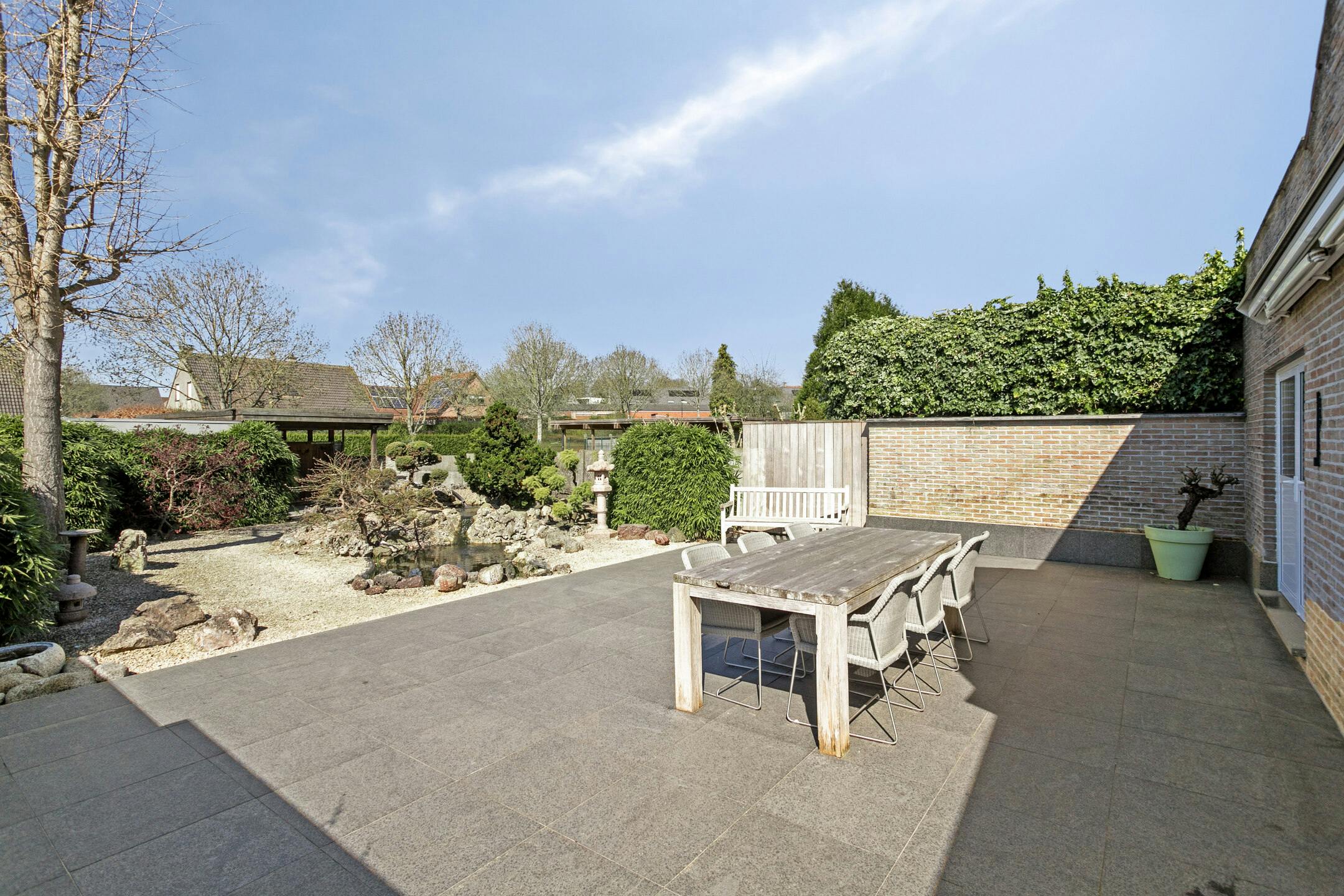 Handelspand met instapklare woning te Sint-Denijs foto 4