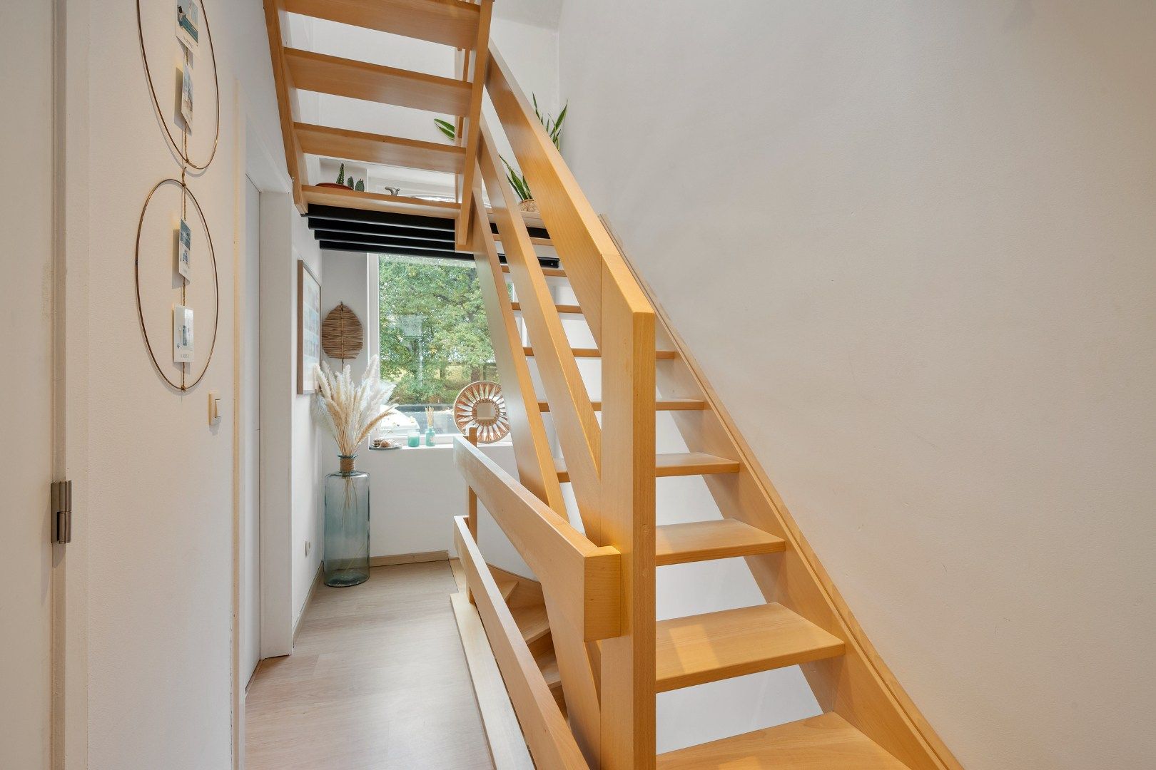 Verzorgde, instapklare woning met 3 slaapkamers in hartje Ieper foto 11