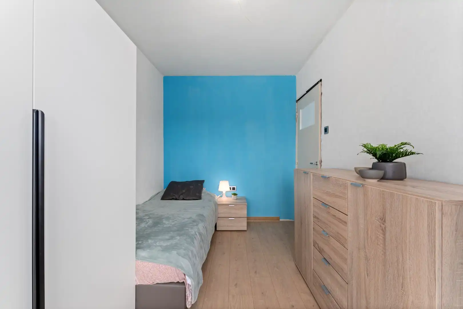 Gezinswoning met zonnige tuin in Beernem foto 13