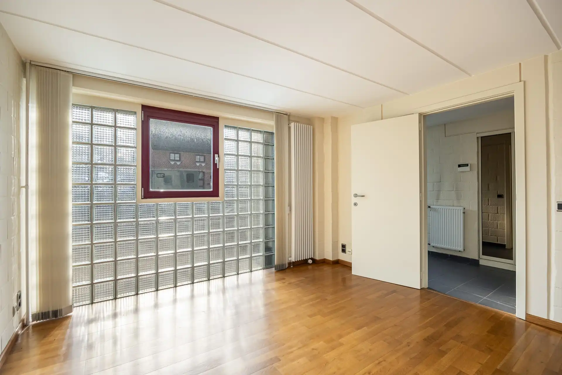 Karaktervolle architecturale parel van Architect Paul De Roo foto 26