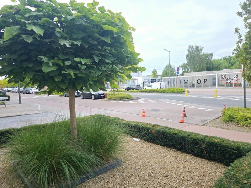 Ruim en instapklaar appartement met ondergrondse autostaanplaats foto 27