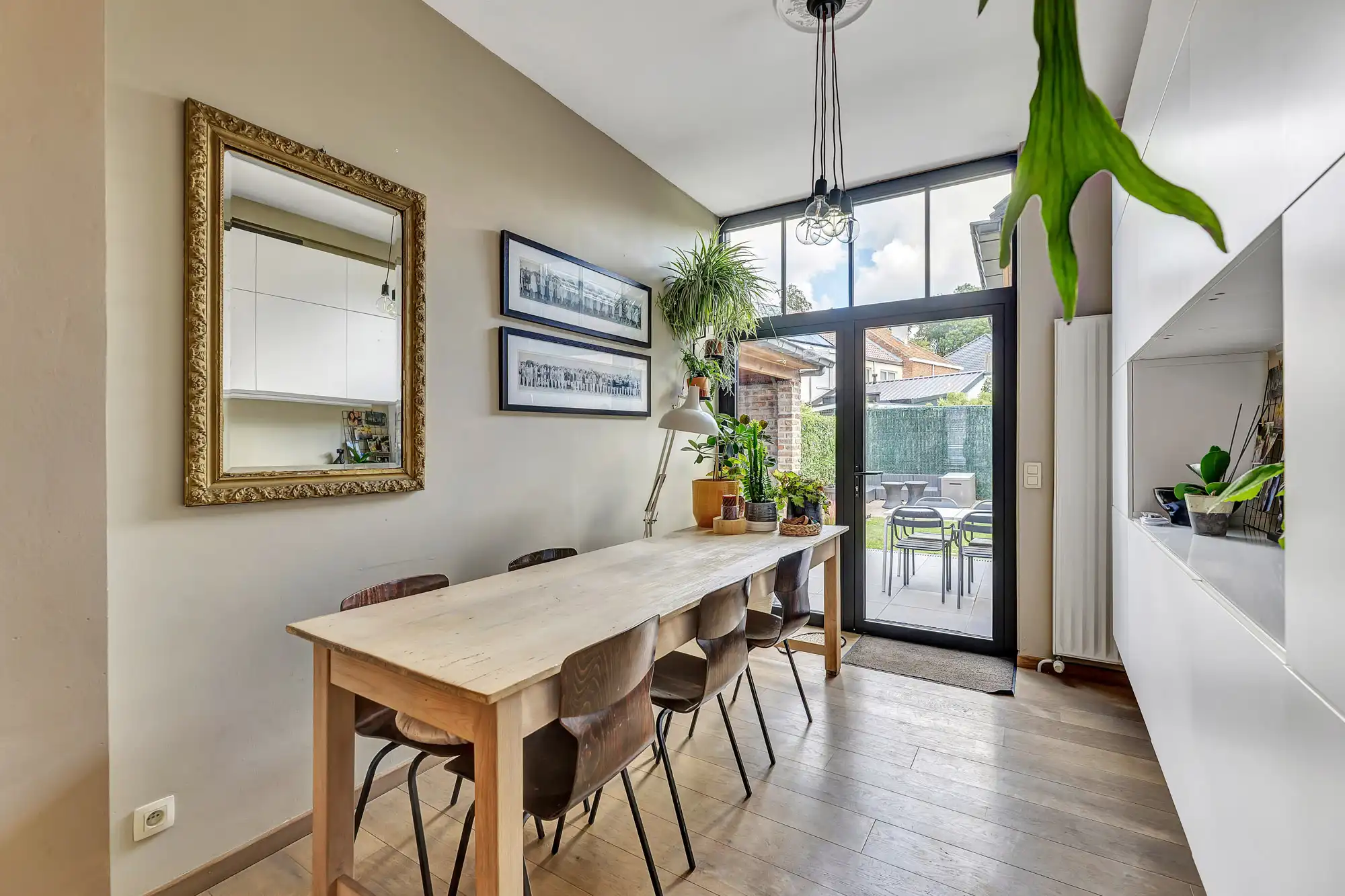 Instapklare woning met 3 slaapkamers, tuin en terras foto 10