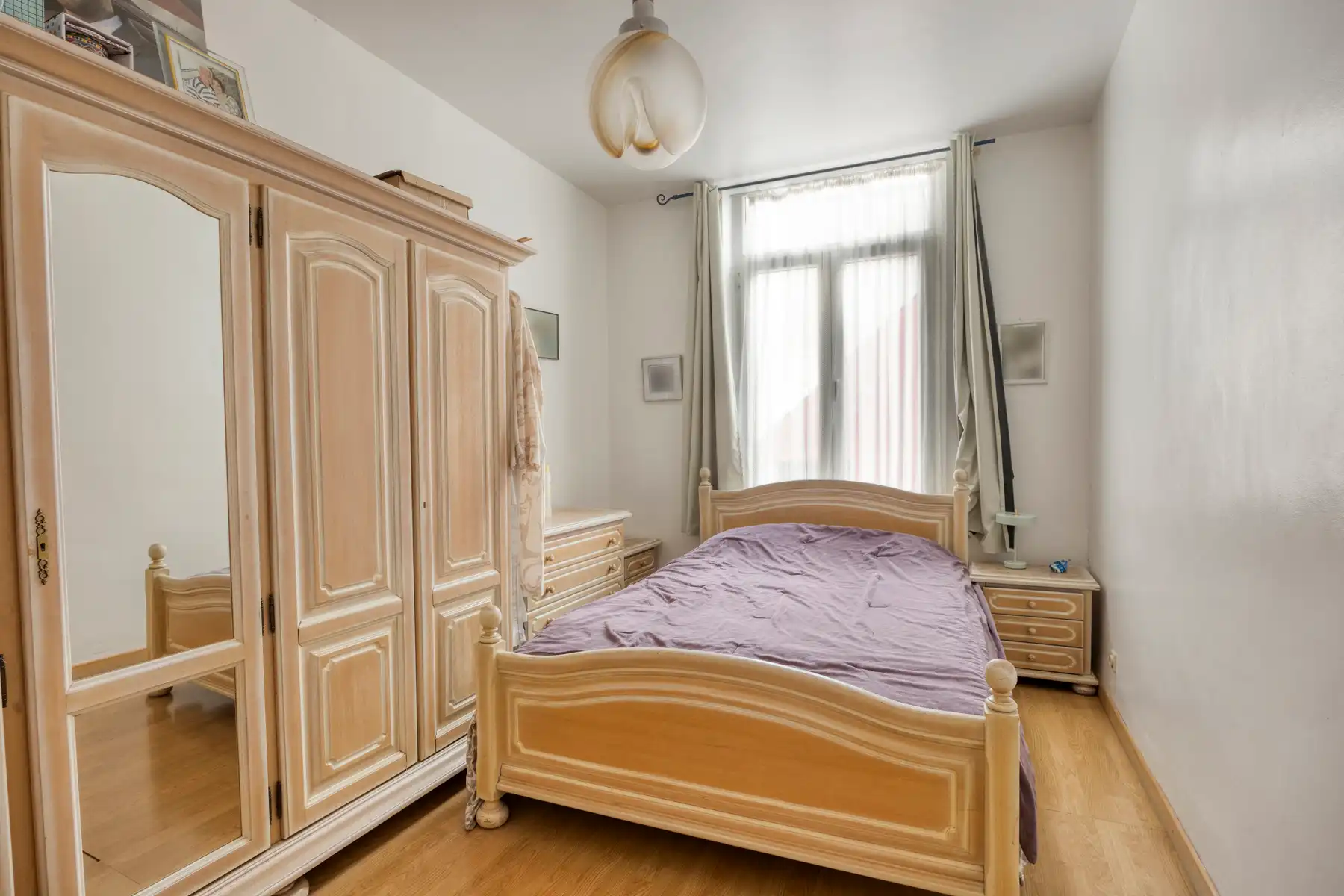 Goed gelegen en goed onderhouden woning met 4 slaapkamers foto 13