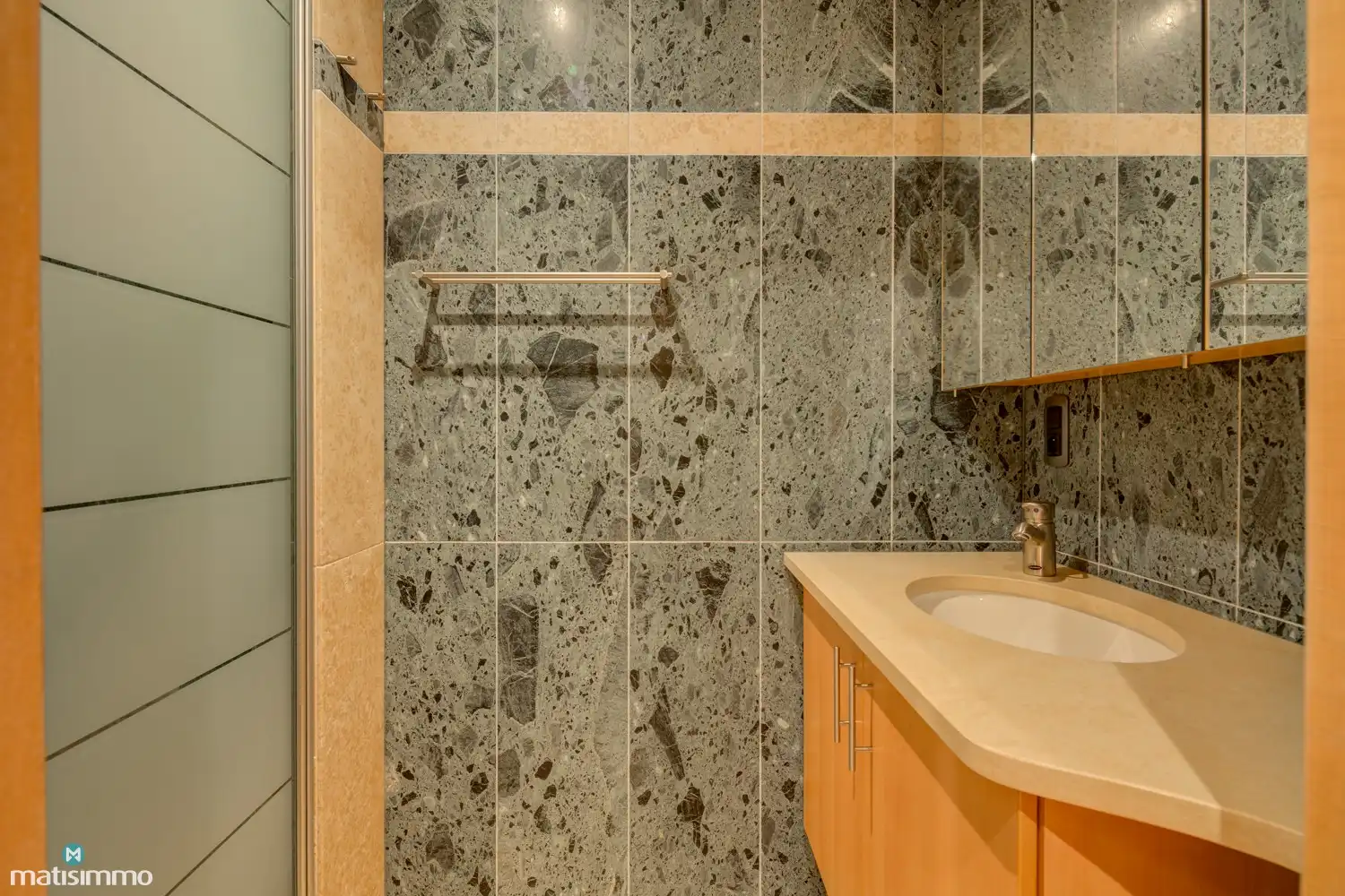 RIANTE INSTAPKLARE VILLA MET 4 SLAAPKAMERS EN RUIME TUIN IN HET LANDELIJKE MARTENSLINDE foto 32