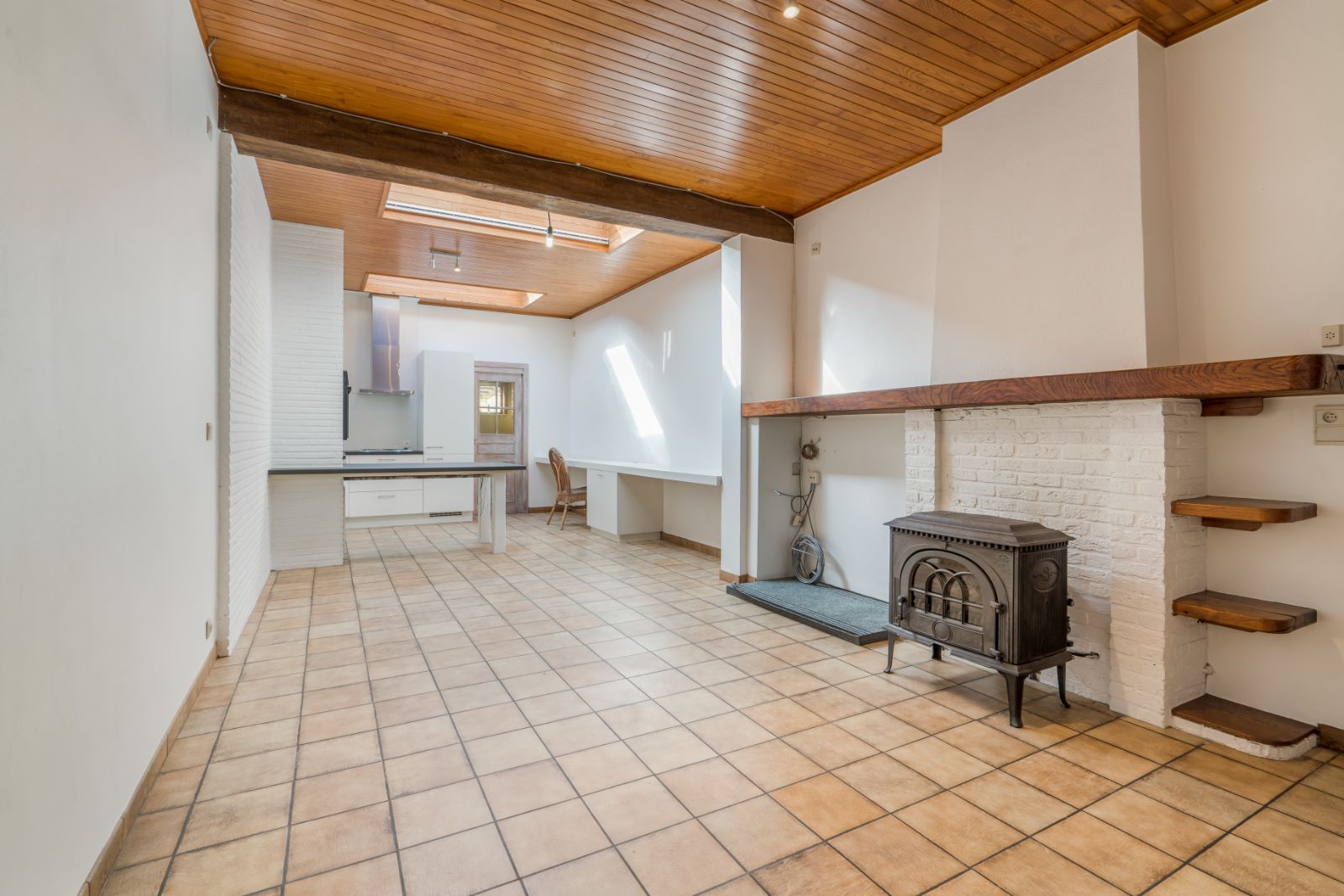 Gezellige woning met 4 slaapkamers foto 3