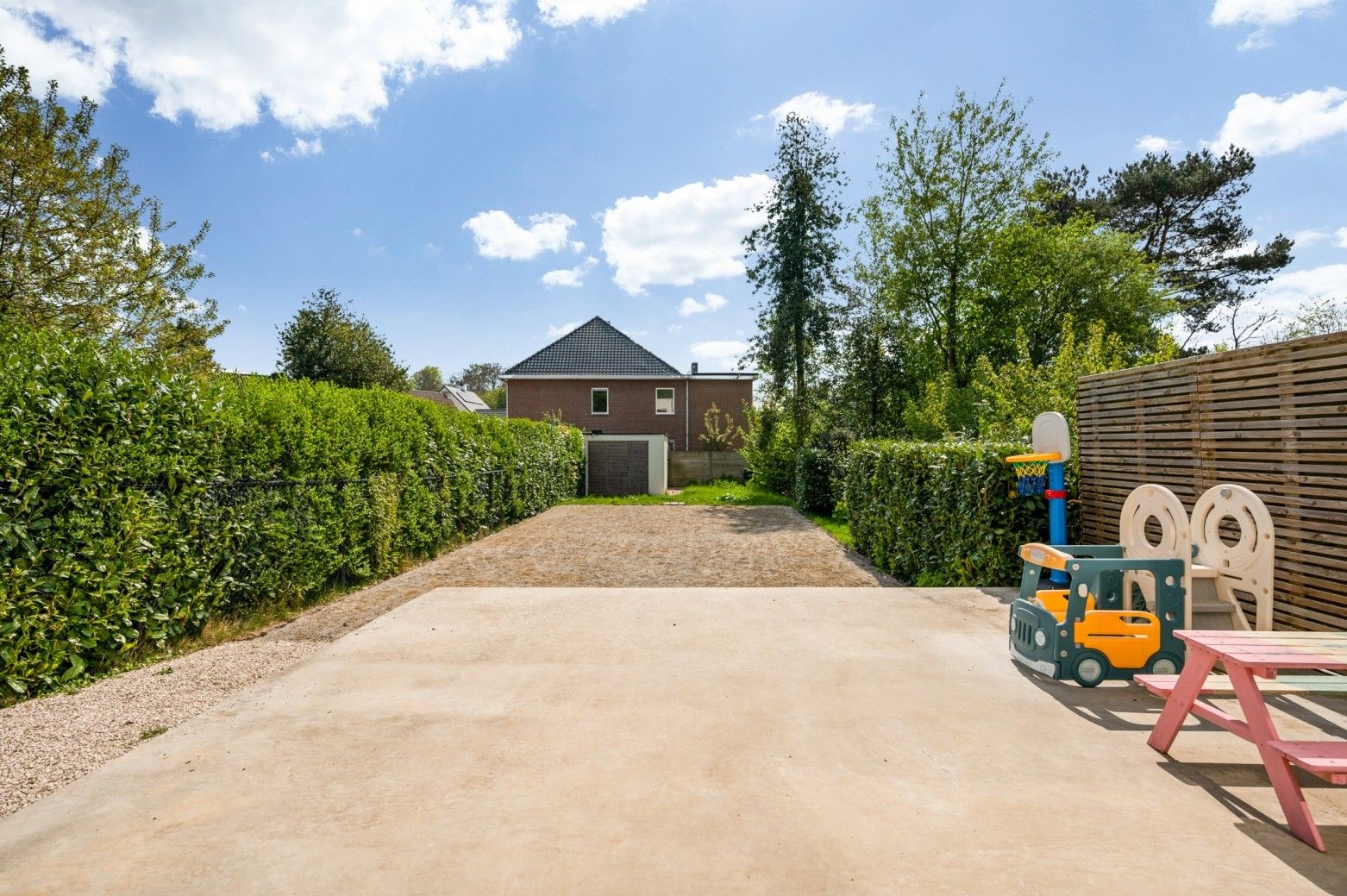 Recent gerenoveerde woning met hoogwaardige afwerking foto 11