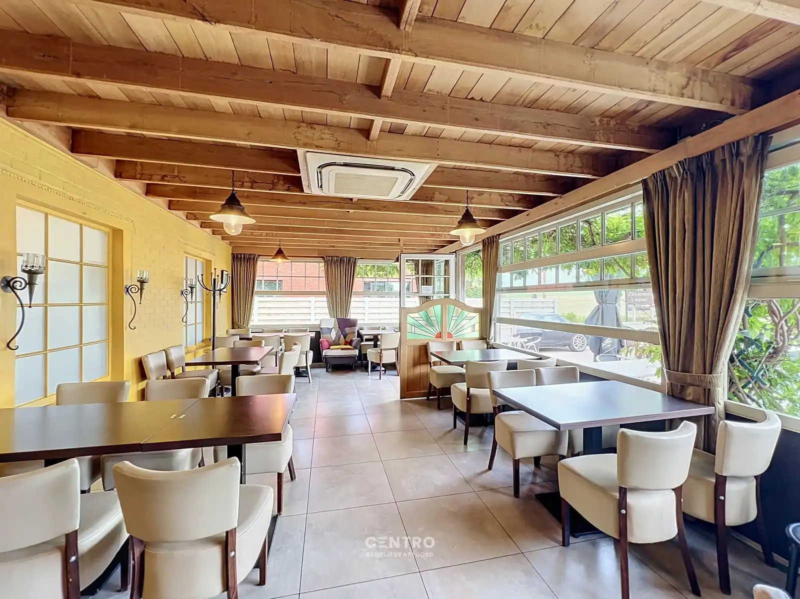 Prachtig, landelijk gelegen restaurant (150 couverts) op ± 3.400 m², VOLLEDIGE horeca-inboedel inbegrepen, met bewezen horeca-concept te HOOGLEDE! foto 22