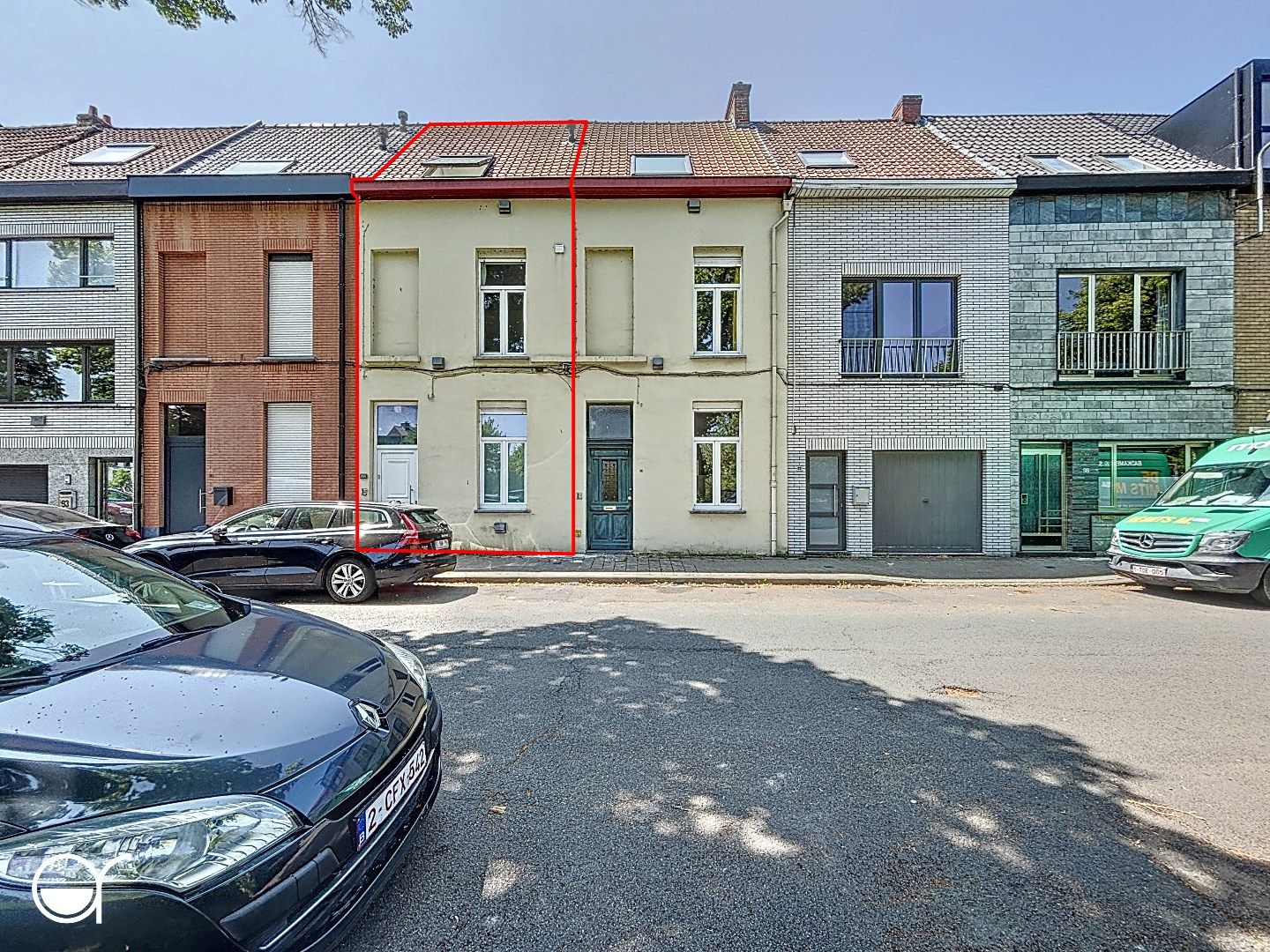 Opbrengsteigendom met 3 studio’s  foto {{pictureIndex}}
