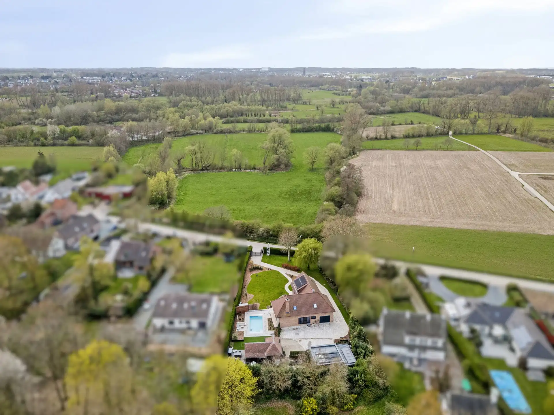 LEDE - Exclusief gerenoveerd landhuis op een unieke ligging foto 22