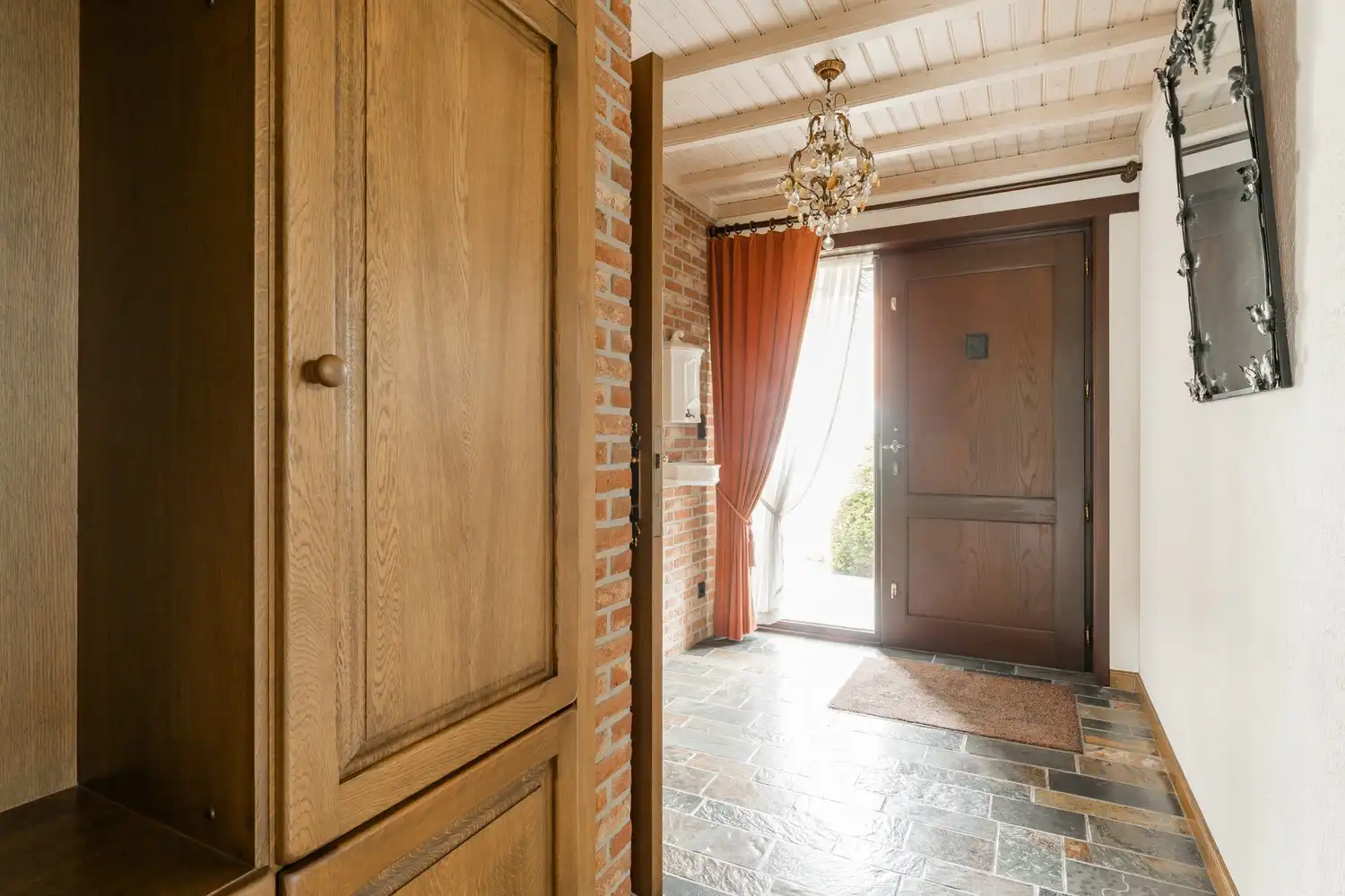 armante woning met karaktervolle architectuur in hartje Hamont-Achel - Posthoornstraat 13 foto 16