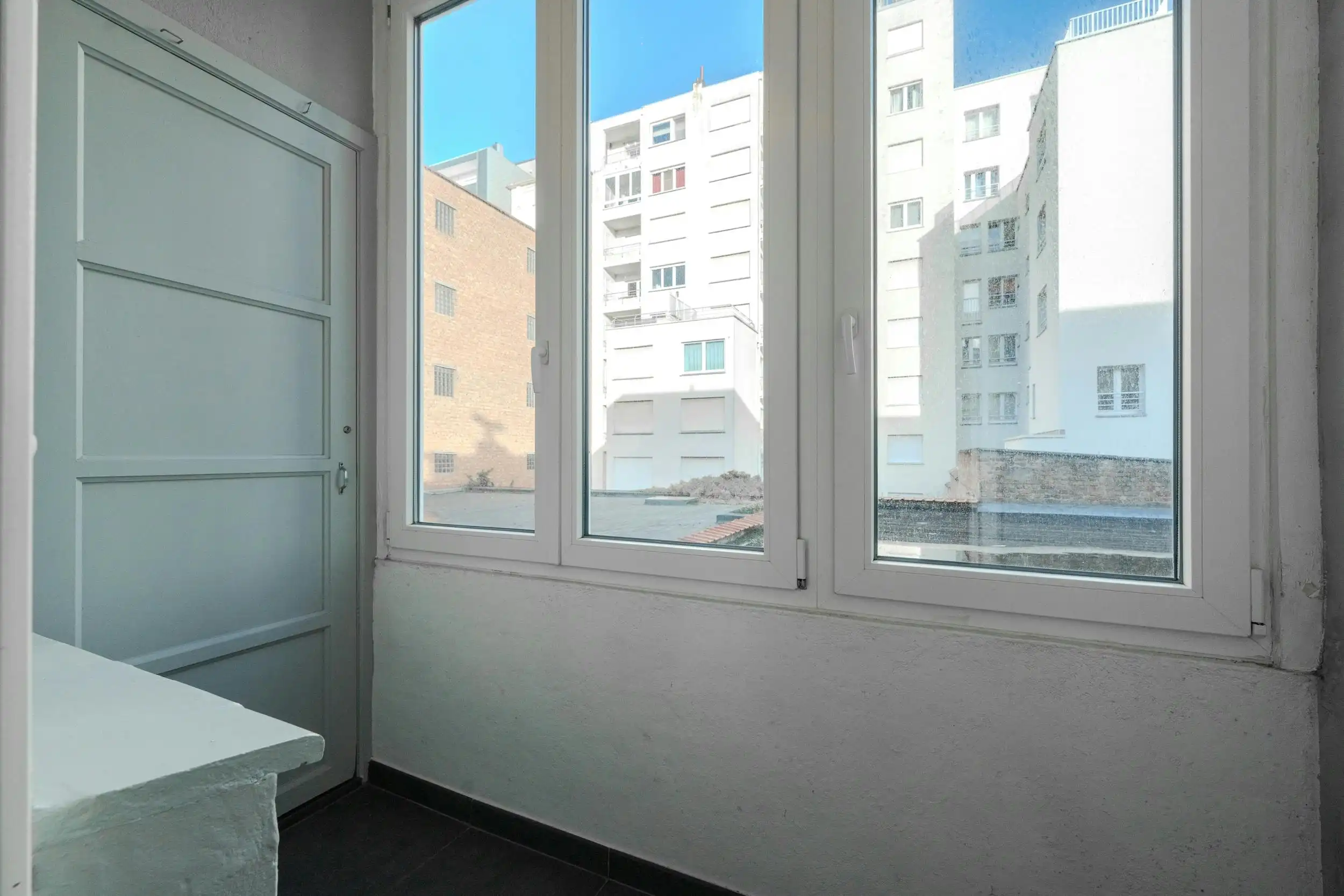 Instapklaar 1-slaapkamer appartement vlakbij zee te Oostende foto 15