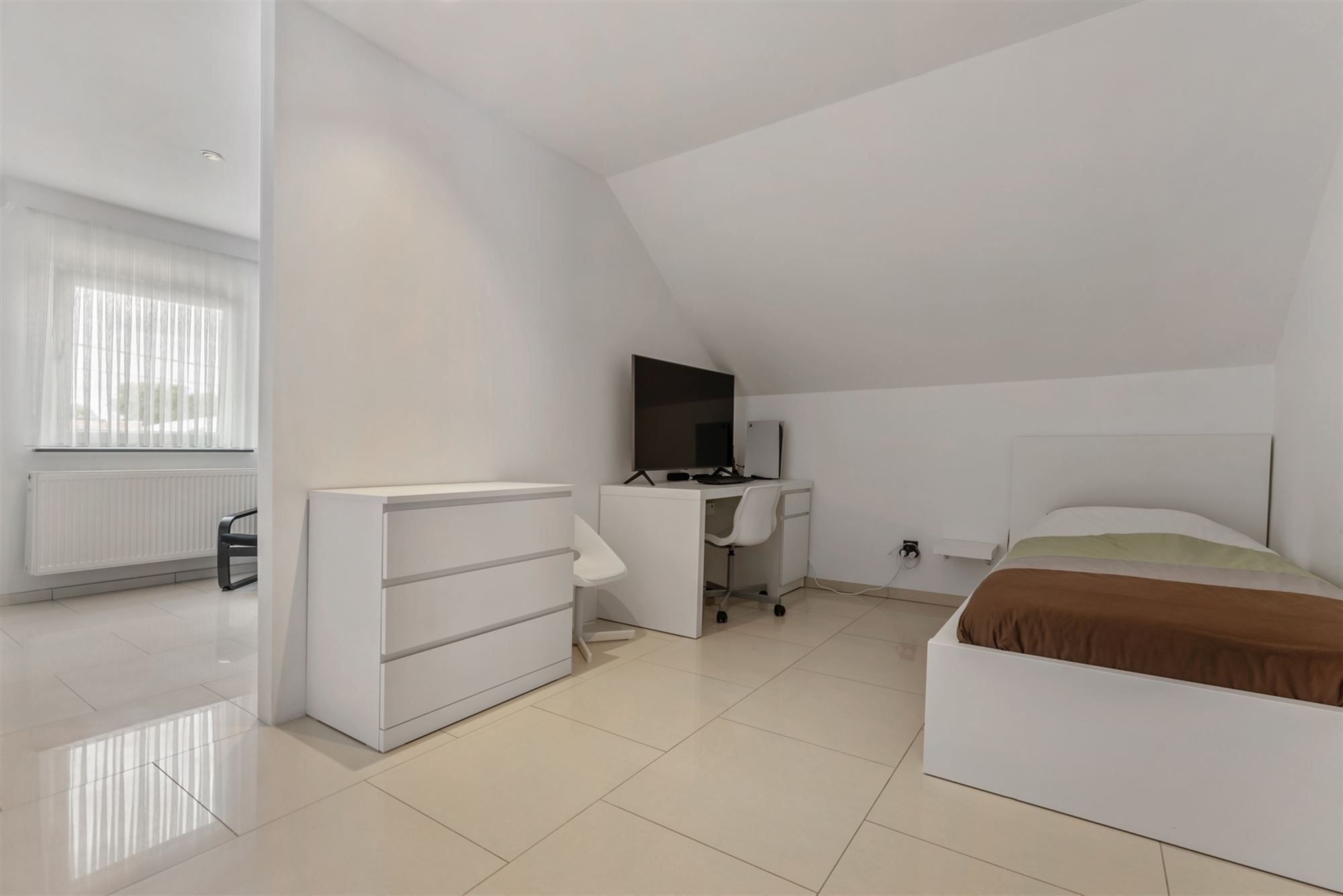 ZEER RUIME WONING MET 5 LAAPKAMERS OP RUSTIGE DOCH CENTRALE LIGGING IN KOERSEL foto 20