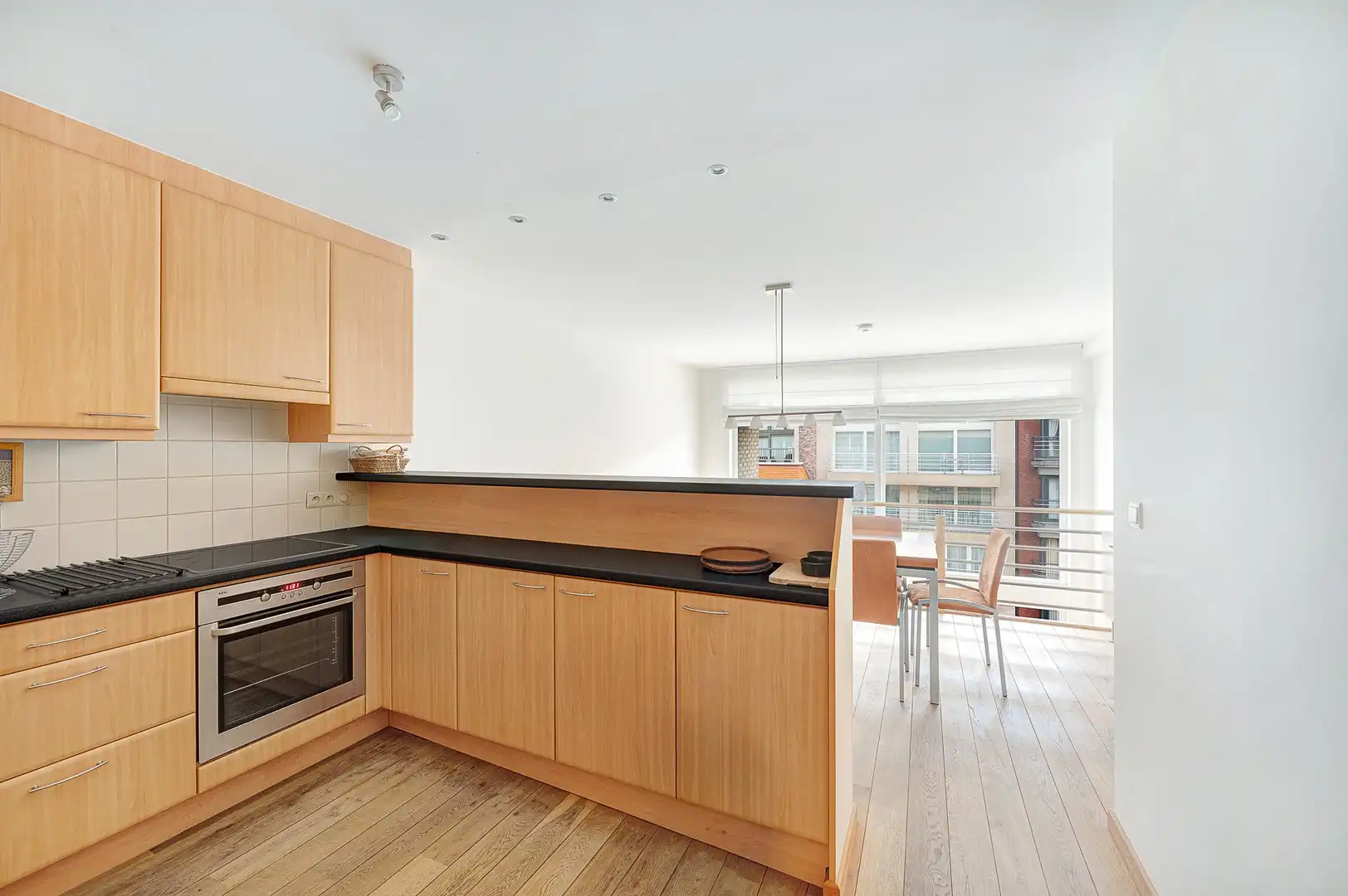 Lichtrijk mezzanine-appartement met 3 slaapkamers op topligging. foto 20