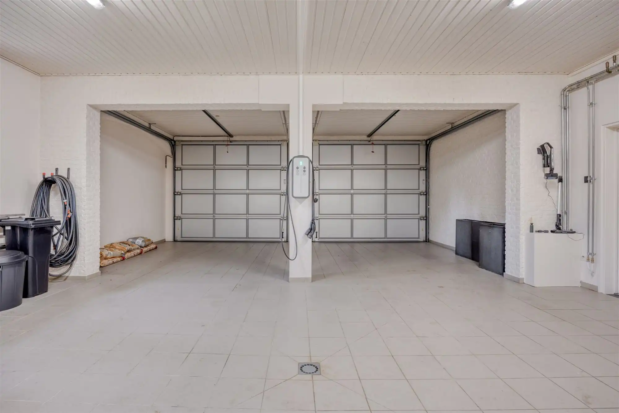 Landelijke luxe: unieke villa op 7.188 m² privé-domein foto 39