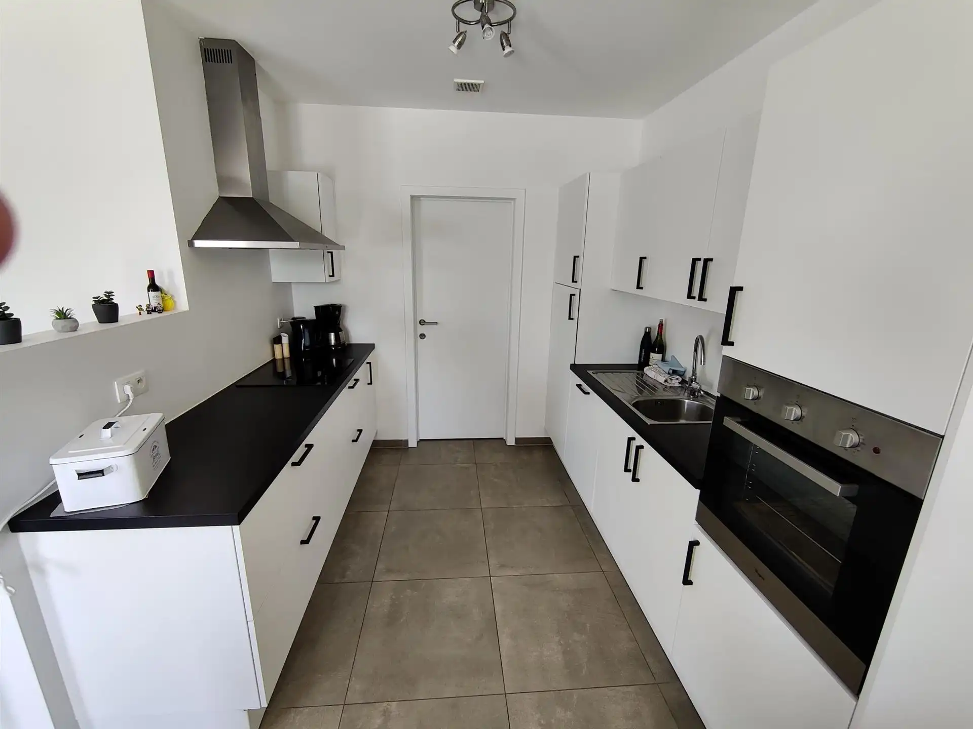 Appartement met 2 slaapkamers en groot terras foto 5