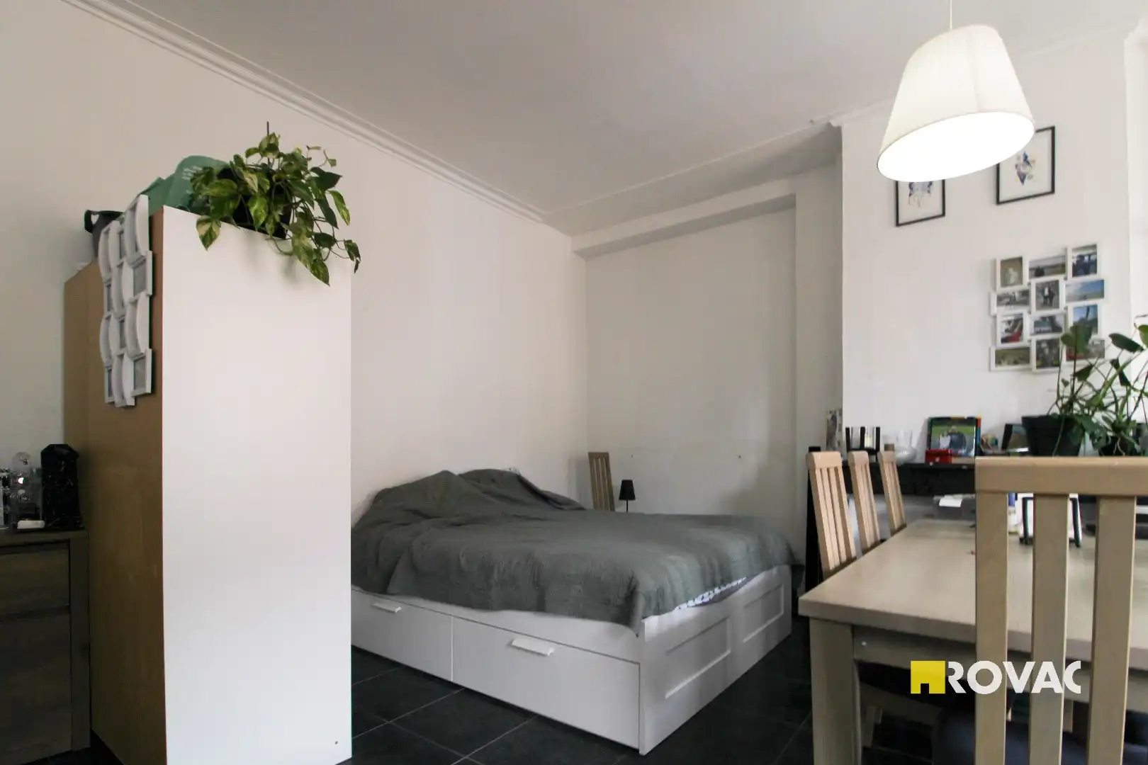 Vernieuwd appartement op de 1ste verdieping (vooraan gebouw)! foto 7