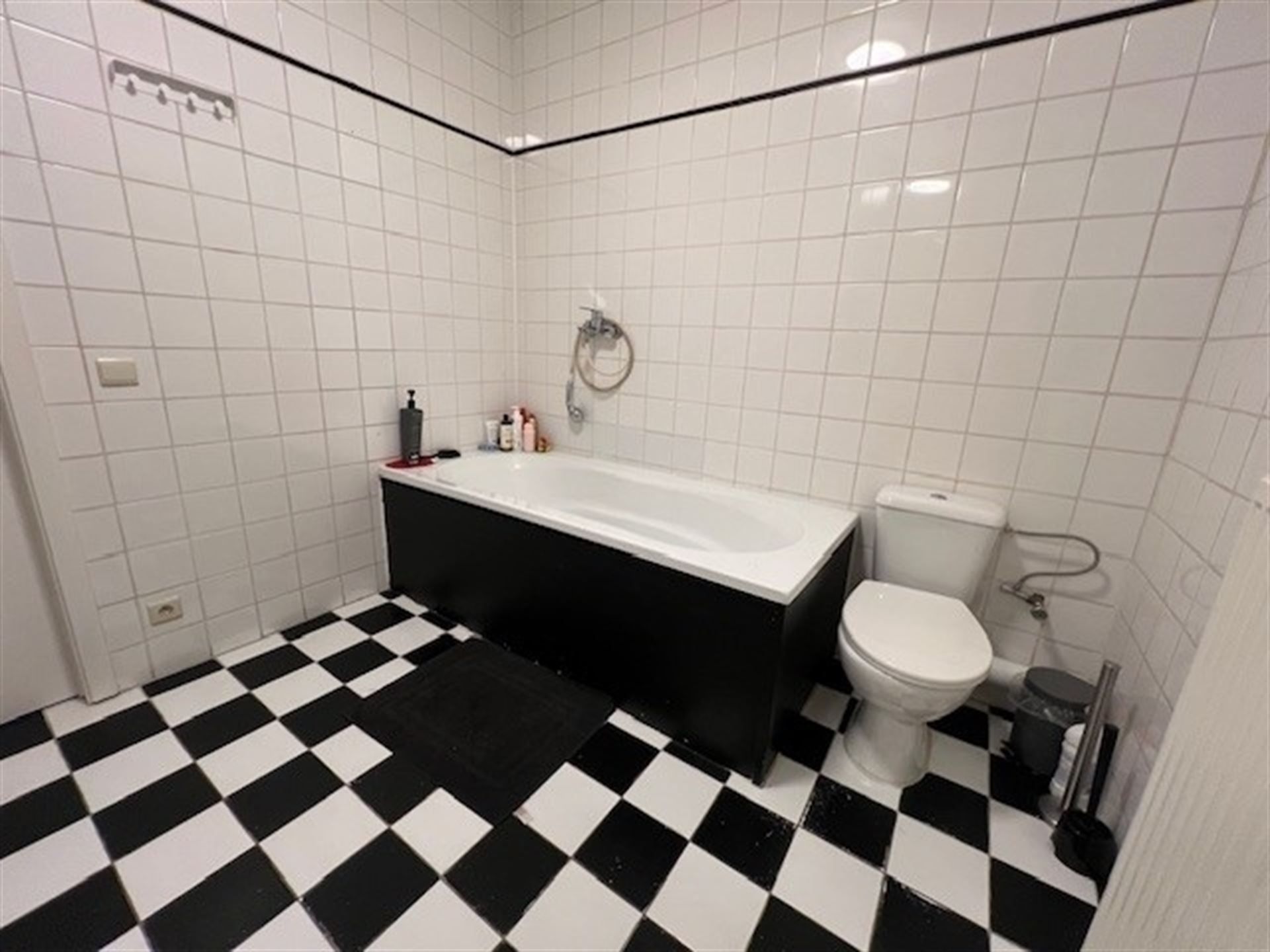 Gezellig 2-SLK Appartement in Hartje Wilrijk foto 5