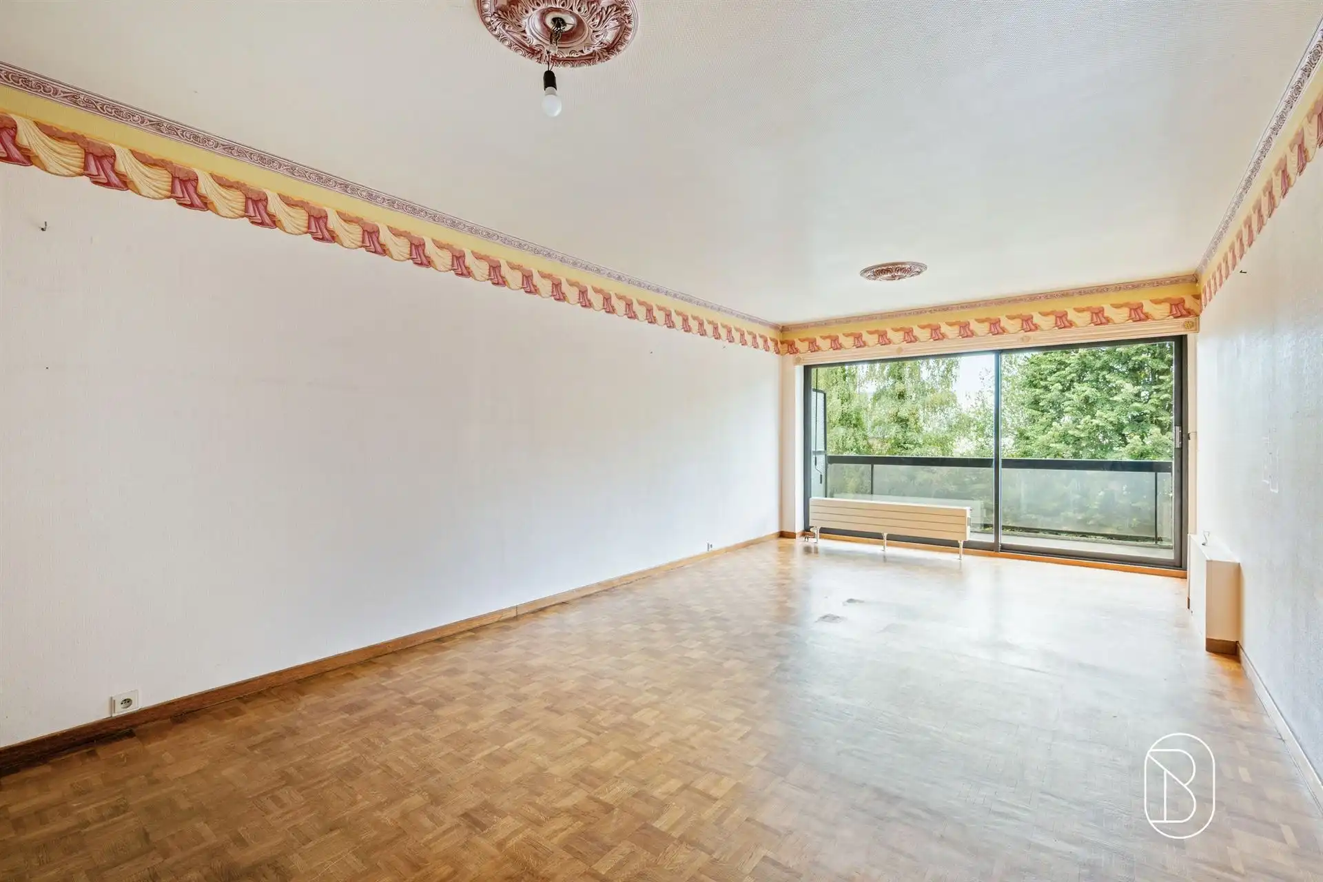 Ruim appartement met terras, groen zicht en parkeerplaats! foto 7