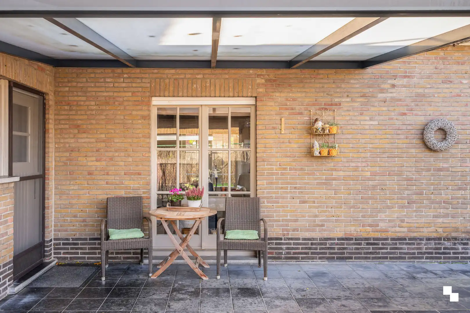 Alleenstaande woning met zicht op de velden in Oosterzele foto 22