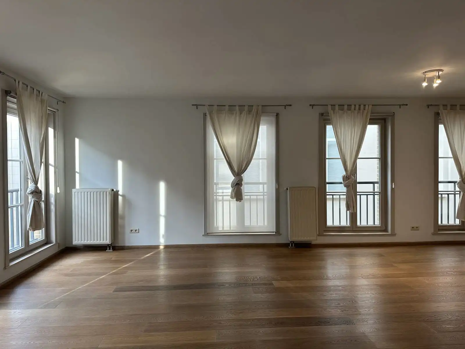 Appartement te huur foto 2