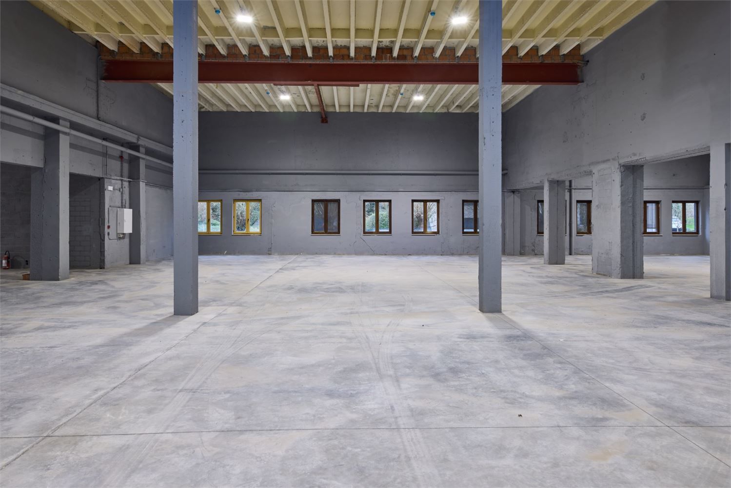 MAGAZIJNUNITS TE HUUR foto 2