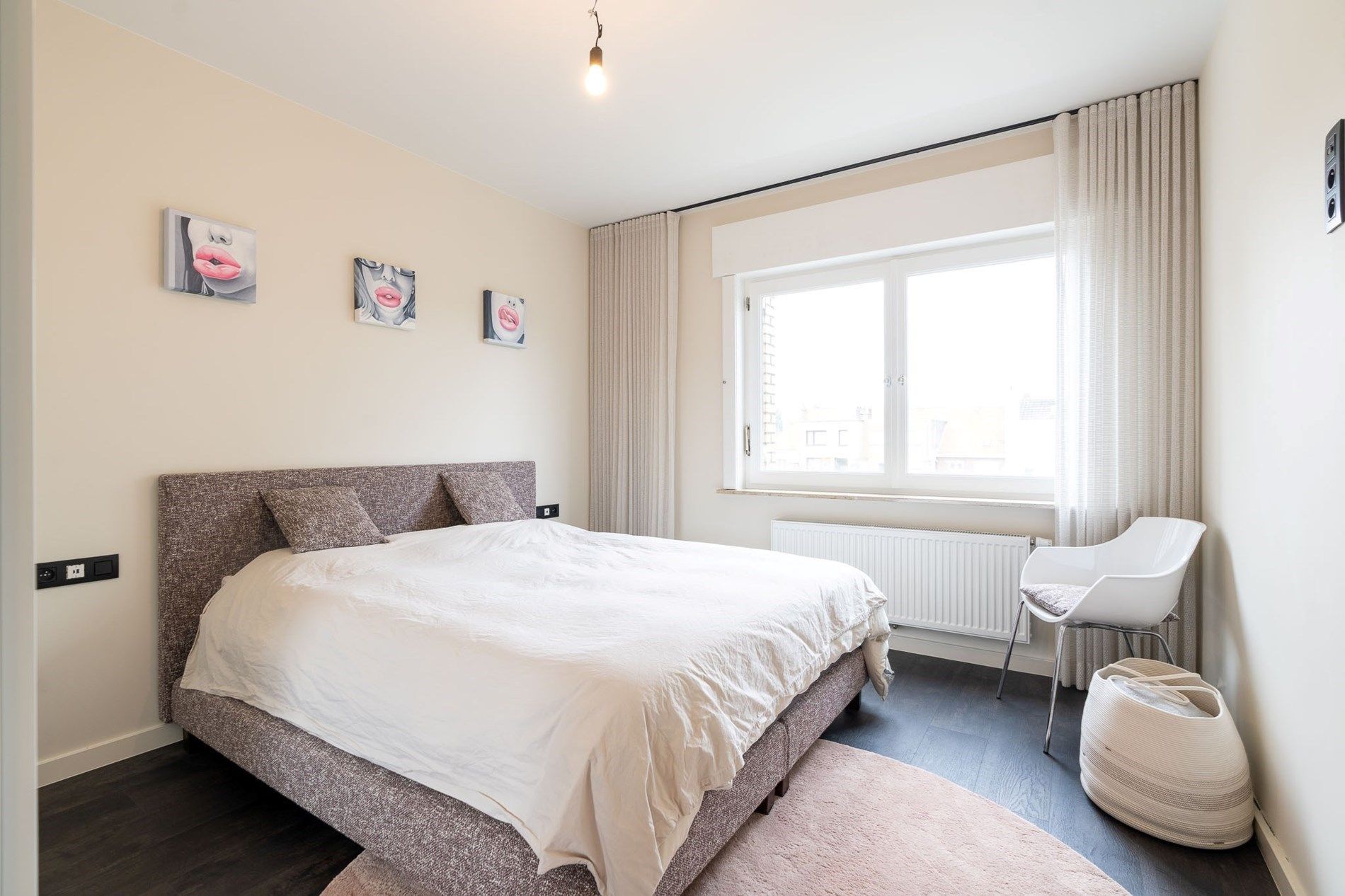 Vernieuwd appartement met twee slaapkamers te Heist foto 10