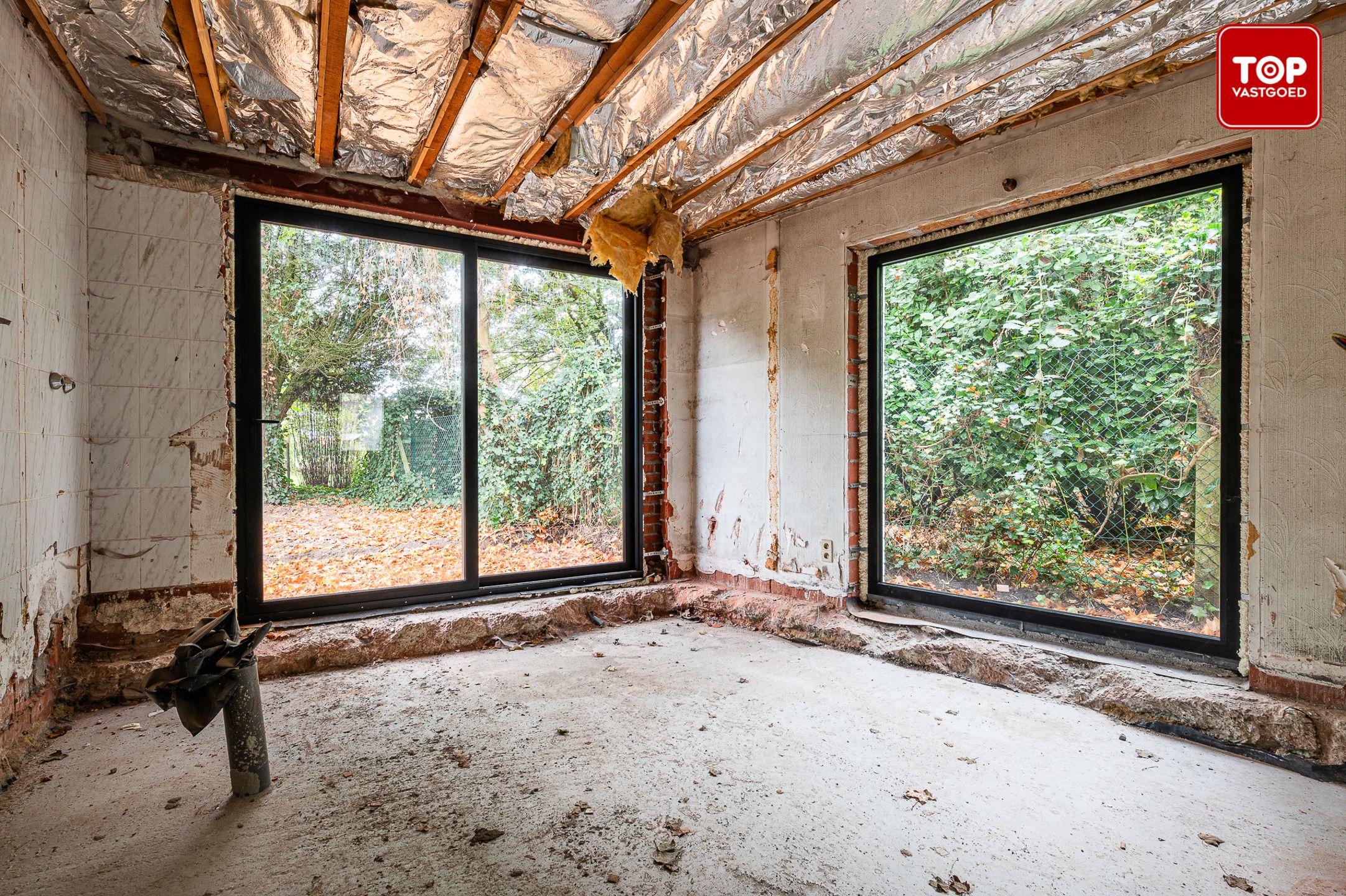 Halfopen bebouwing op een rustige locatie foto 11