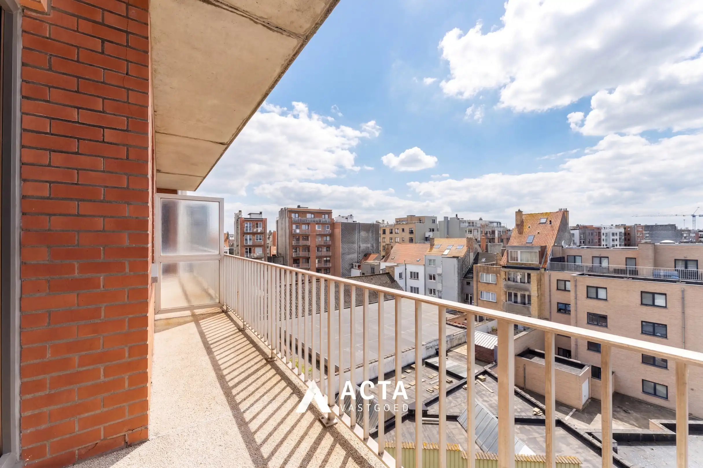 Ruim appartement met 2 slaapkamers en zonnig terras in het centrum van Oostende foto 11