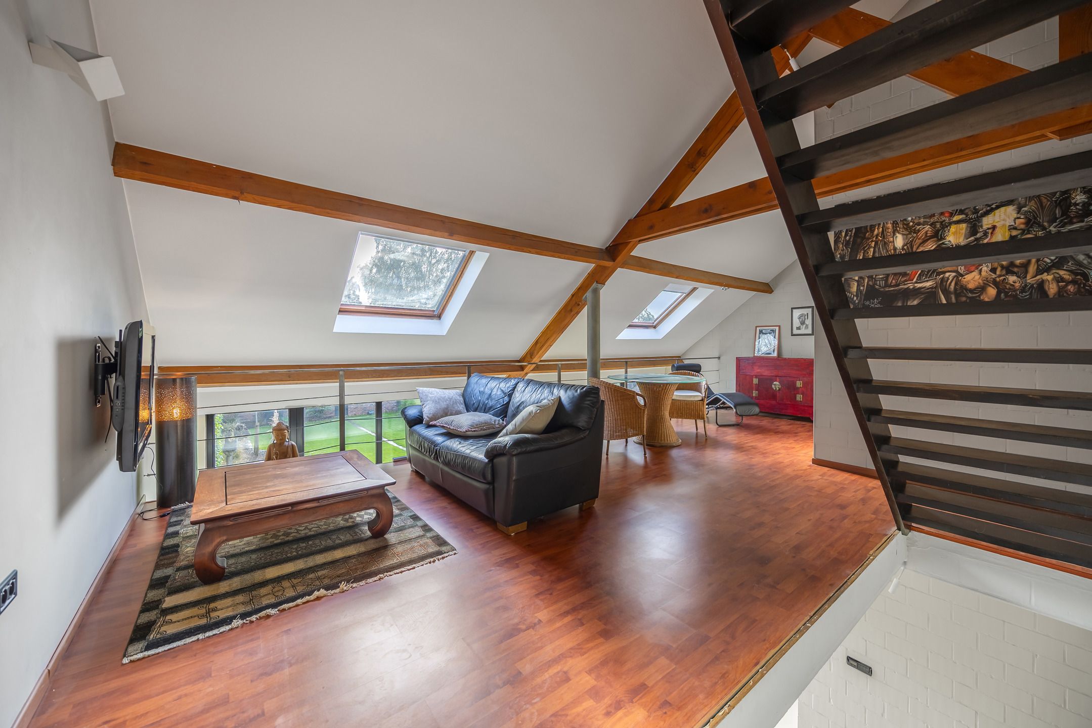 Halfopen bebouwing met tuin en multifunctioneel bijgebouw foto 17