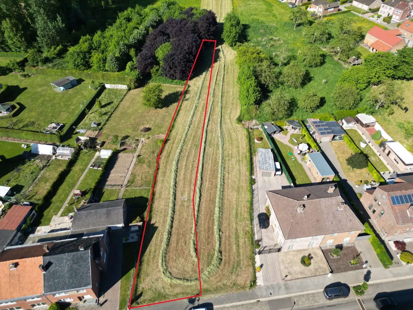 BOUWGROND GESCHIKT VOOR HALFOPEN BEBOUWING IN TONGEREN foto {{pictureIndex}}