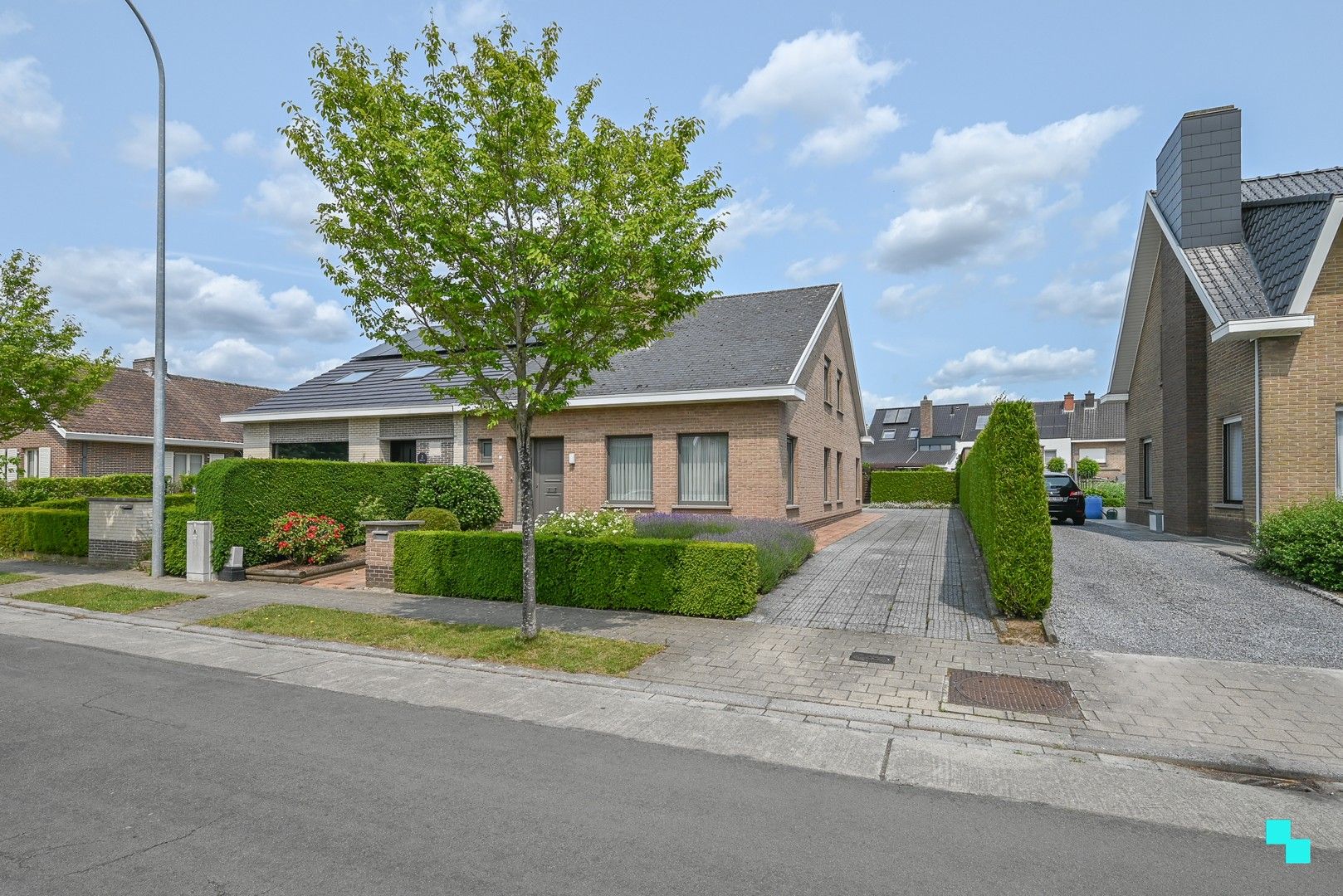 Rustig en aangenaam gelegen woning te Sint-Rafaelswijk Izegem foto {{pictureIndex}}