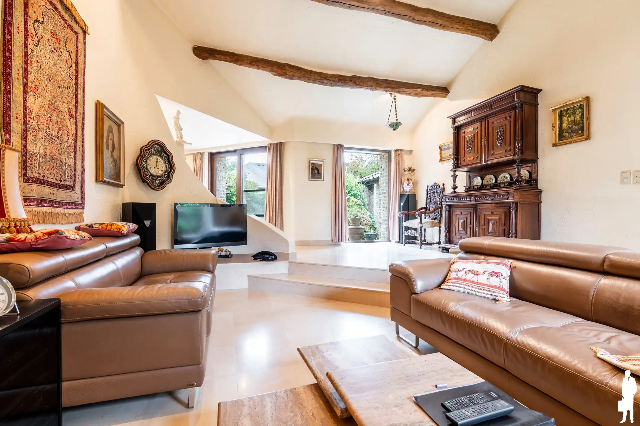 Gelijkvloerse villa met 4 slpk op toplocatie foto 6