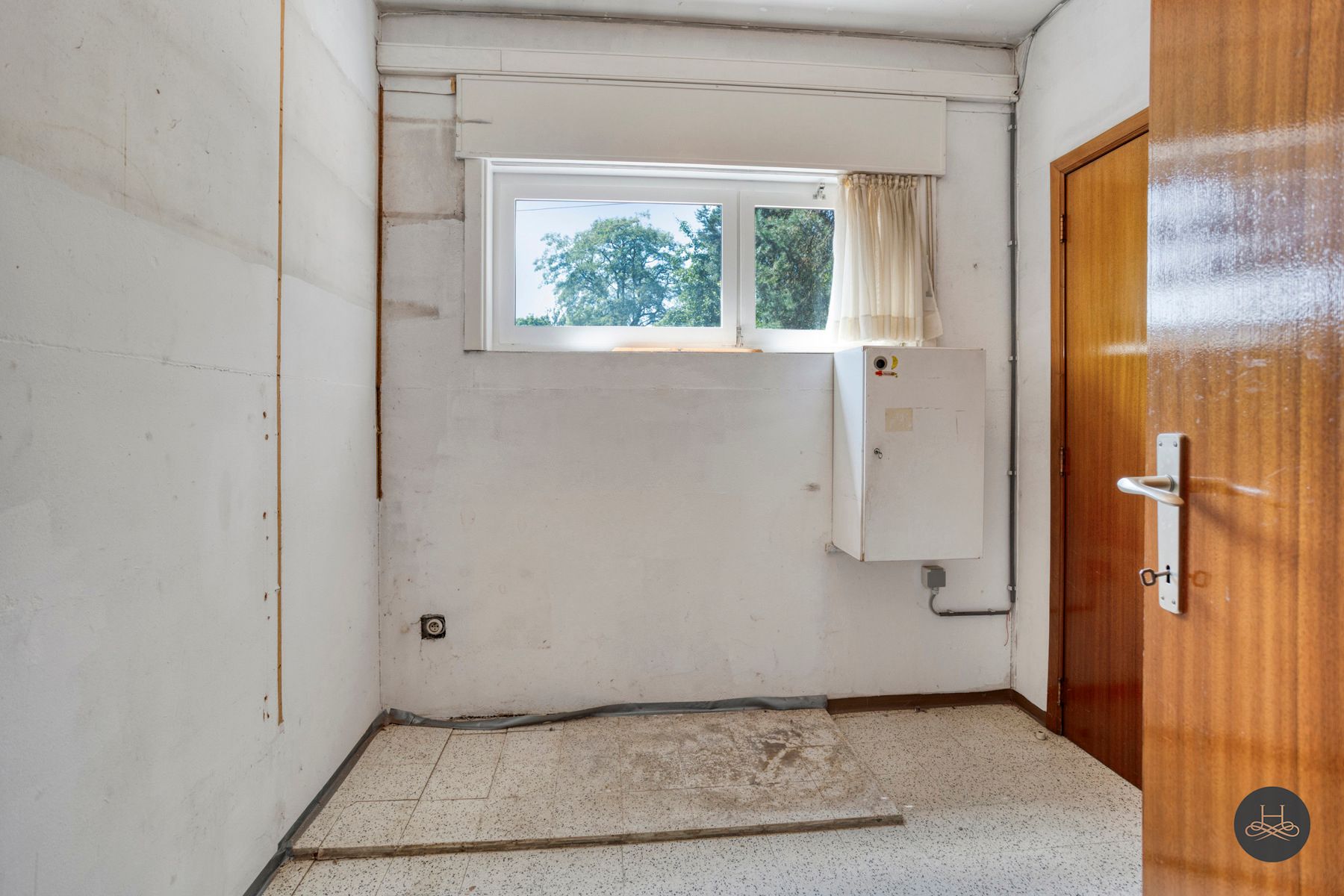 Rustig en residentieel gelegen renovatiewoning in het groen foto 14