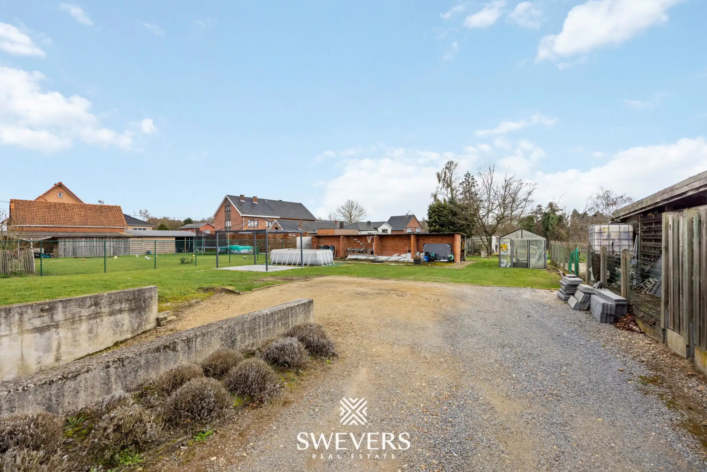Zonnige woning met ruime zuid georiënteerde tuin in het rustige Diepenbeek foto 30