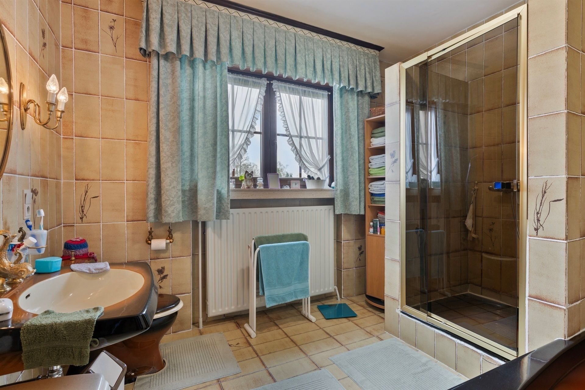 Rustig gelegen landhuis met 6 kamers foto 19