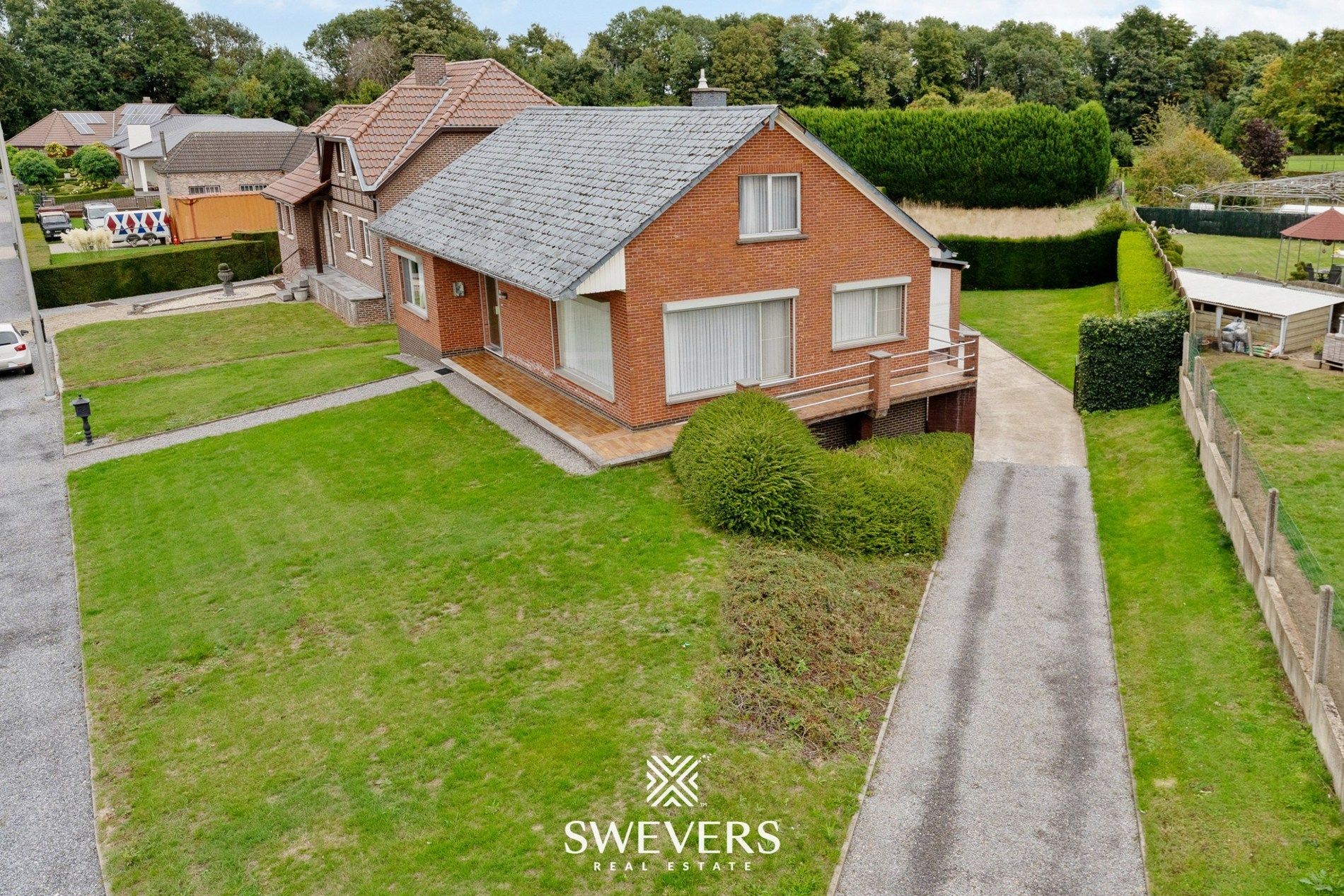 Verzorgde open bebouwing met grote tuin in Borgloon foto 34