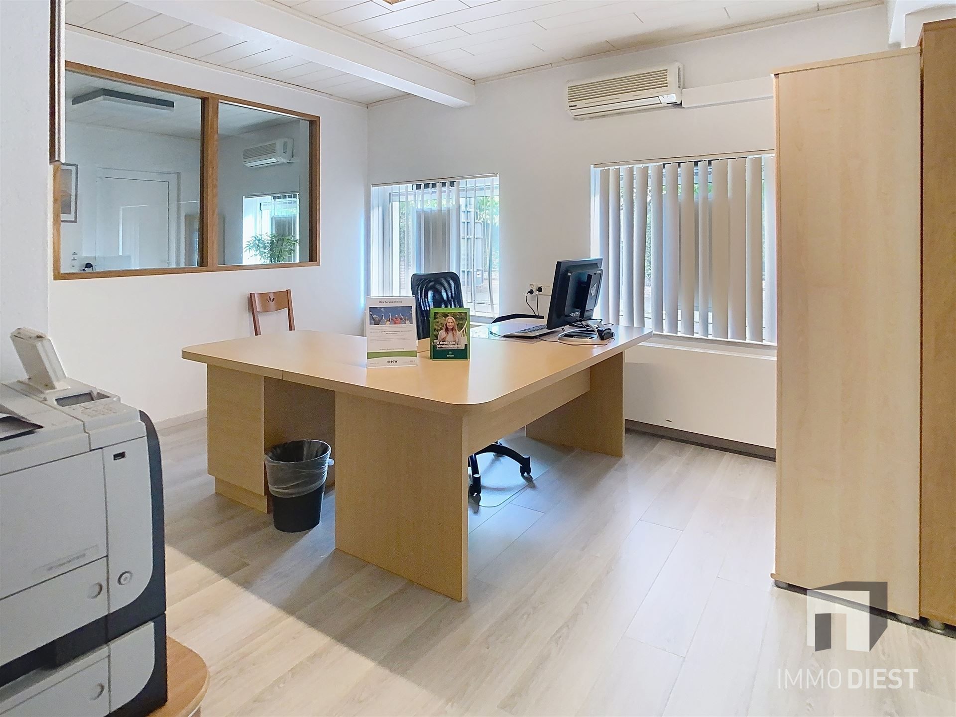 Gelijkvloers kantoorpand op strategische ligging  foto 20