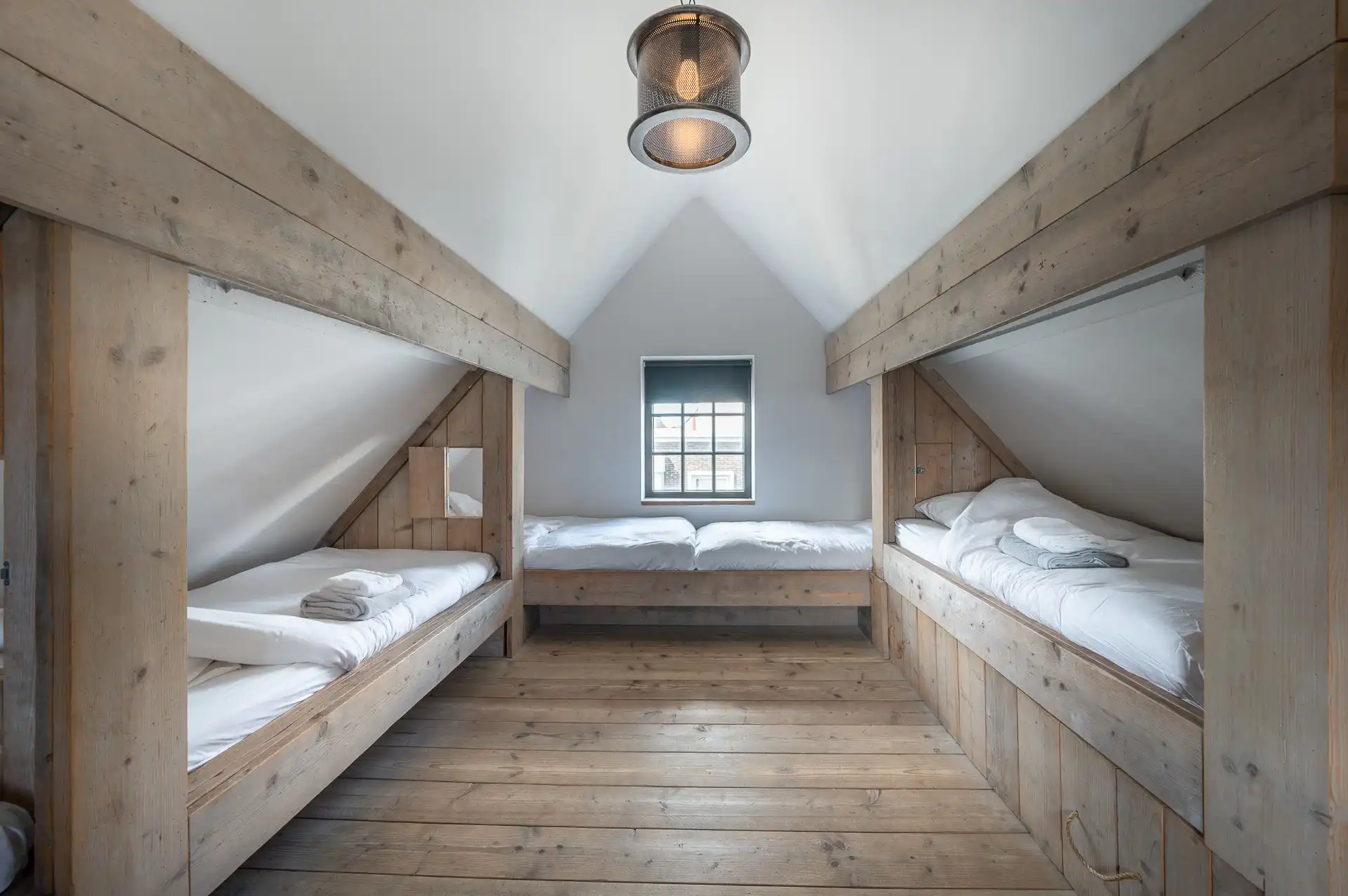 Gemeubeld: recente gezellige woning met 3 slaapkamers in het oude Knokke! foto 15