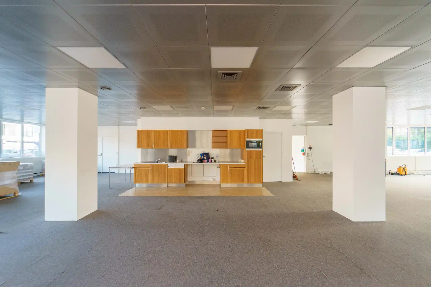 Ruime & lichtrijke kantoorruimtes te huur te Merelbeke/ Gent foto 20