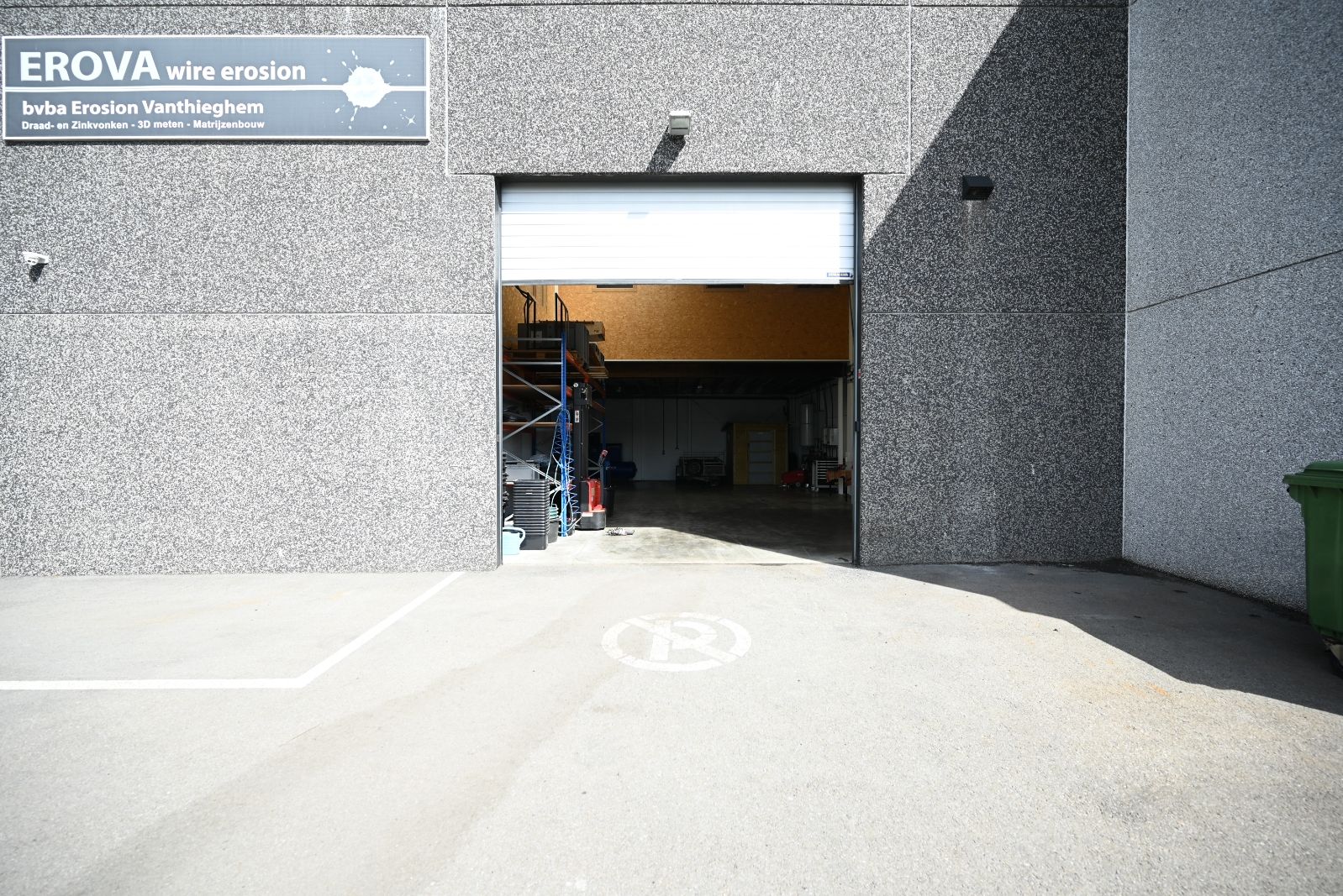 Recent magazijn (146m2) foto 4
