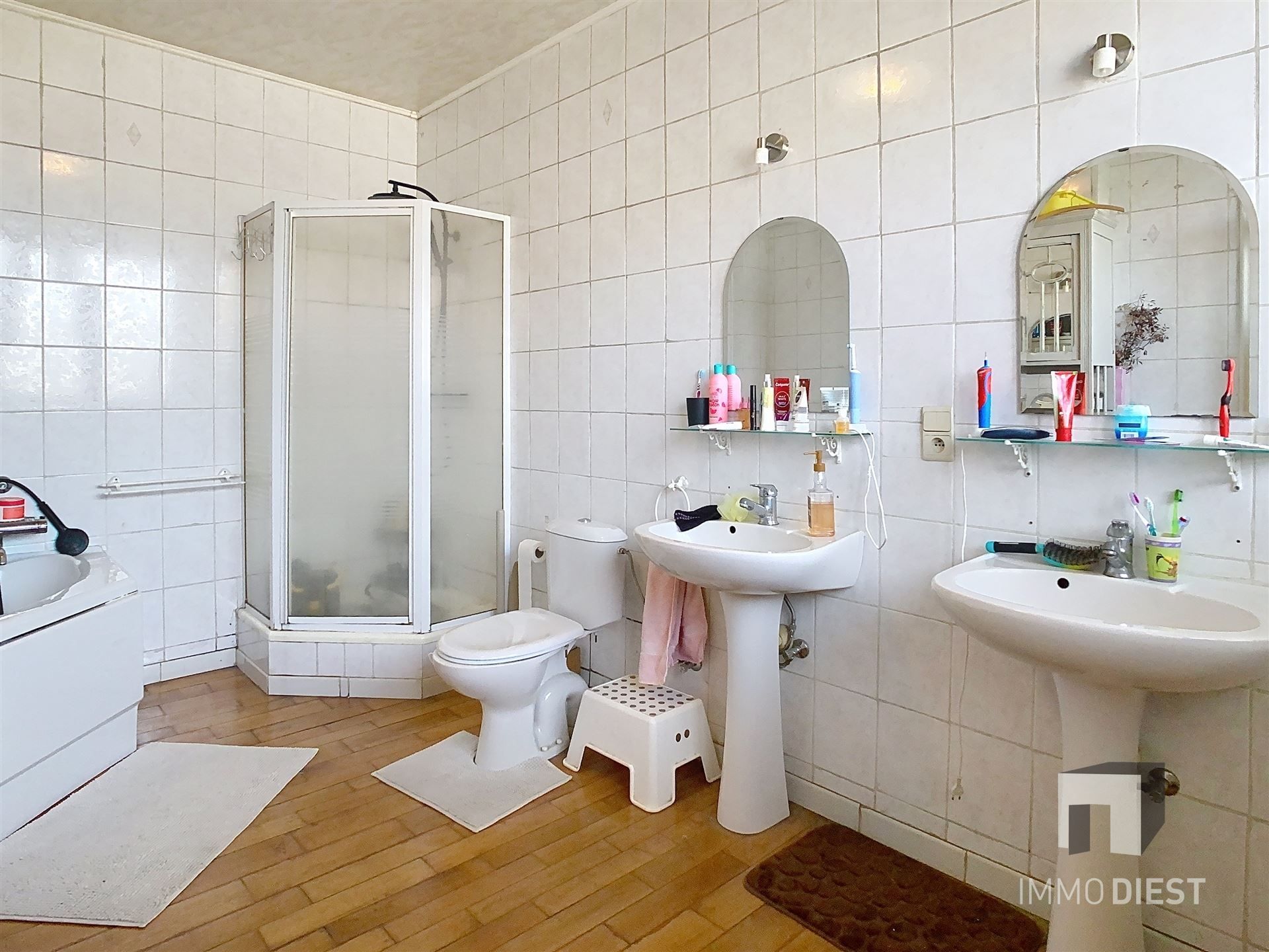 Karaktervolle gezinswoning met art-decogevel op royaal perceel in Scherpenheuvel. foto 18