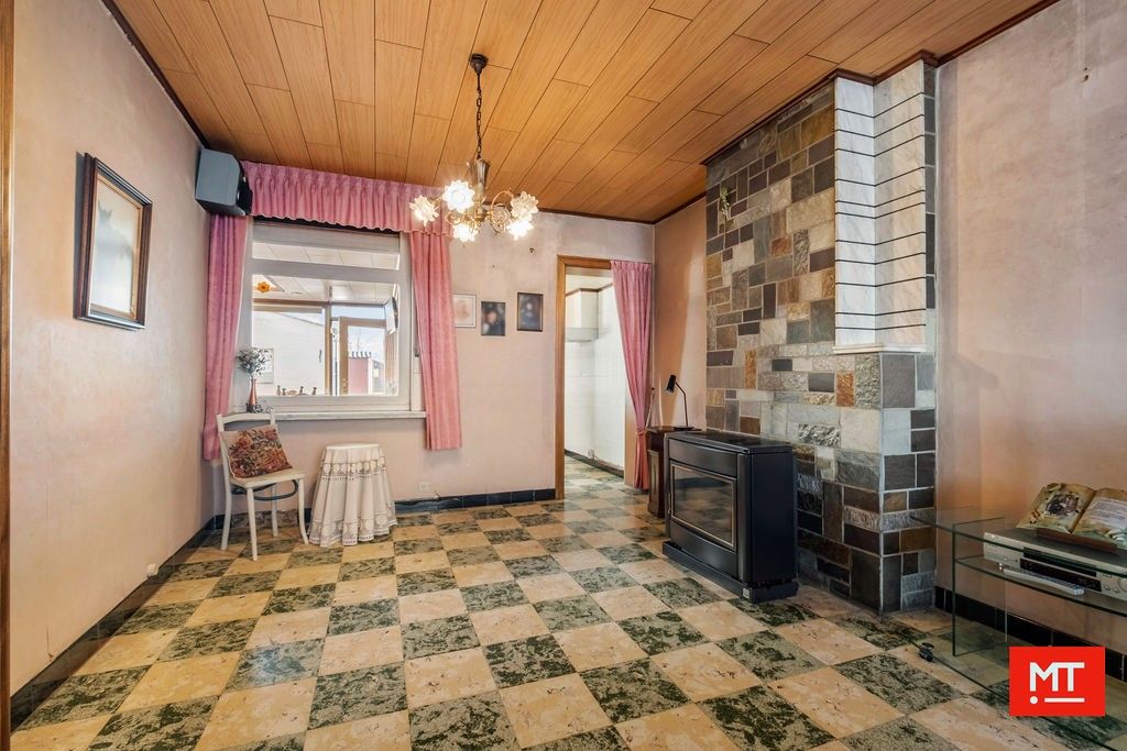 Te renoveren woning in een rustige buurt te Geluwe foto 3