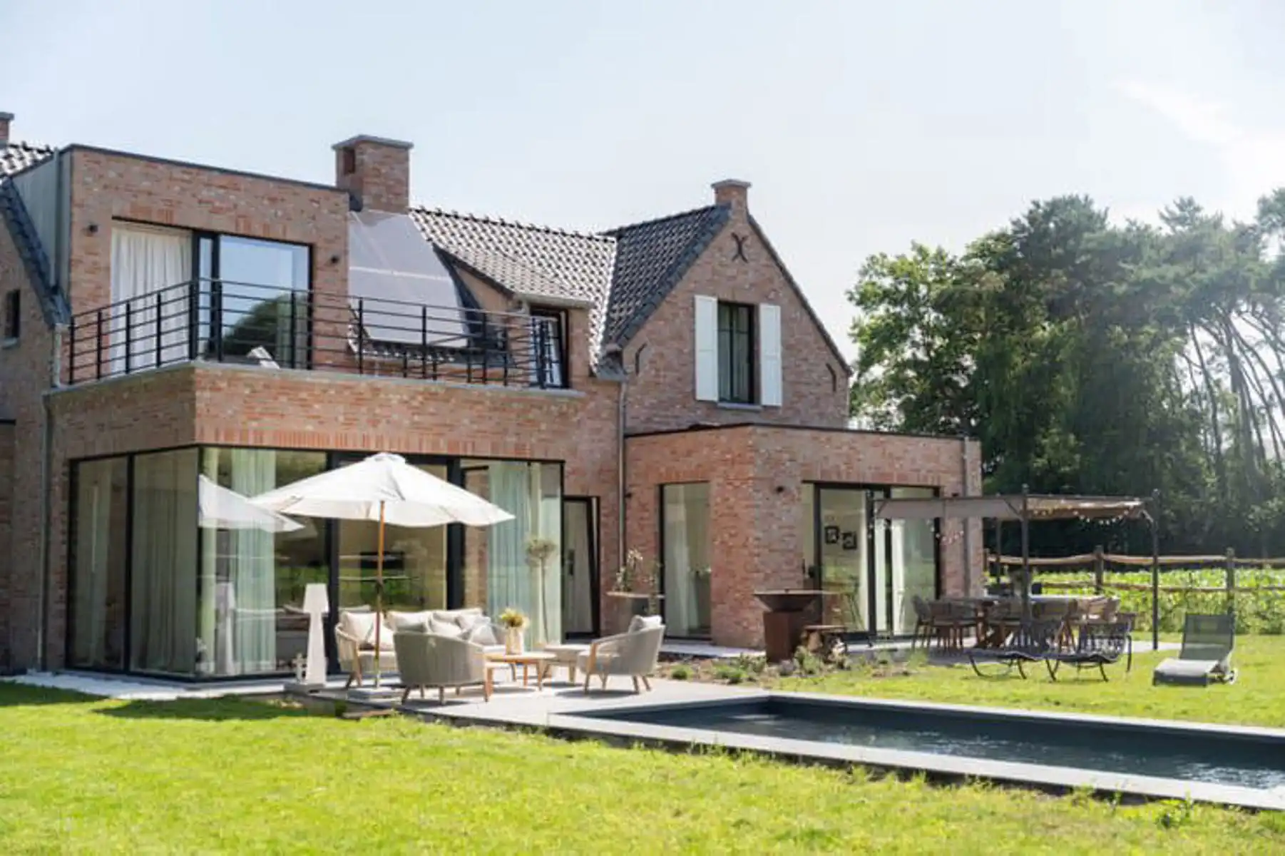 Luxueuze nieuwbouwvilla in een oase van groen  foto 14