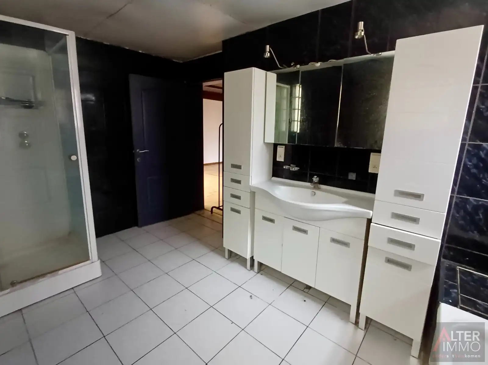 OPBRENGSTEIGENDOM MET 2 APPARTEMENTEN foto 23