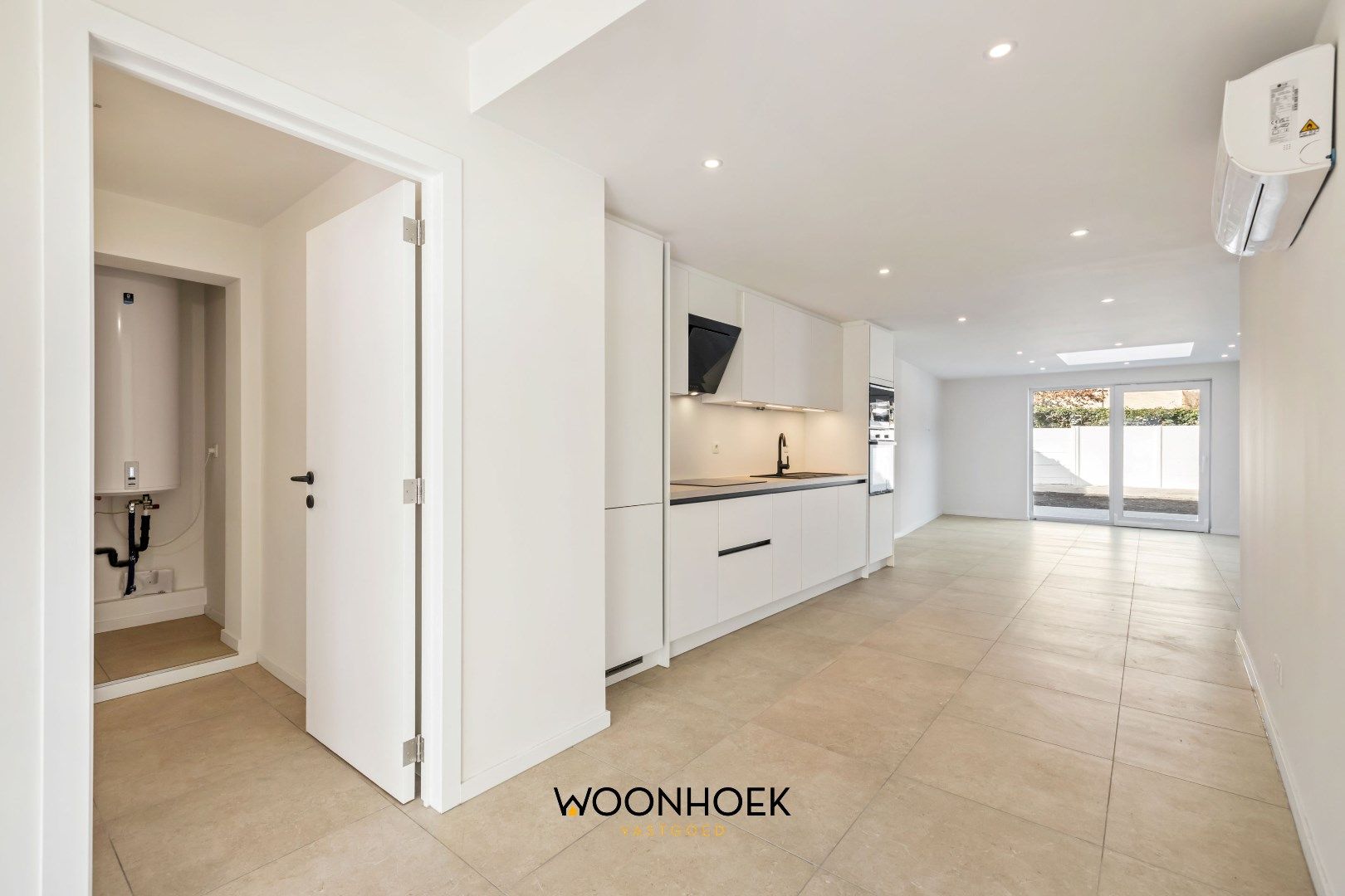 Trendy 3 slpk-woning met 6 zonnepanelen te Lokeren foto 9