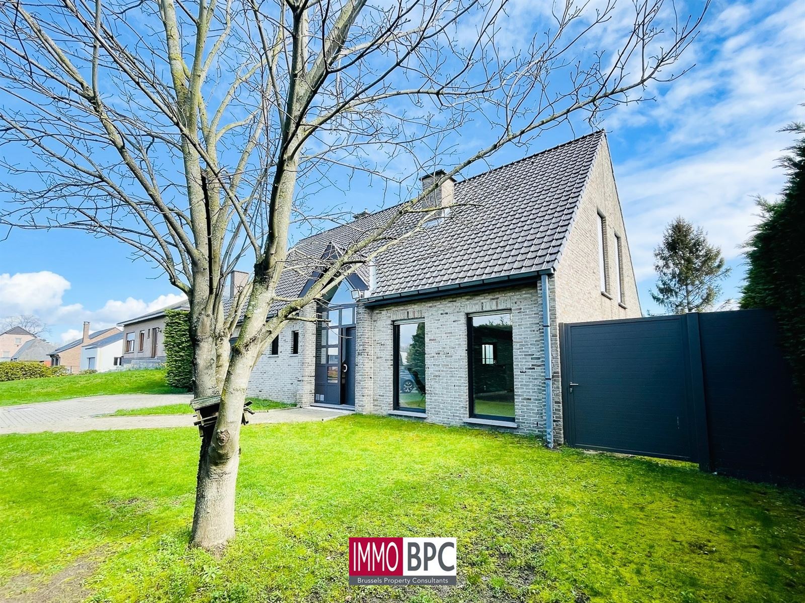 Huis foto {{pictureIndex}}